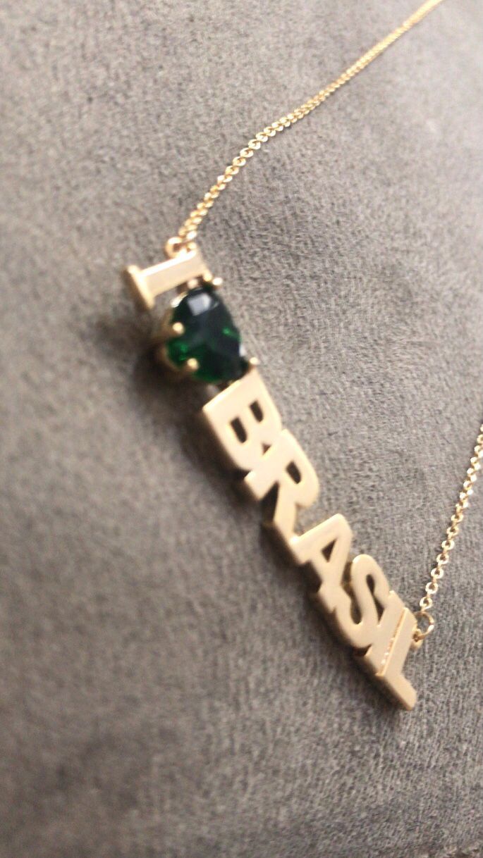 Colar Brasil com Zircônia Verde Esmeralda em Banho de Ouro