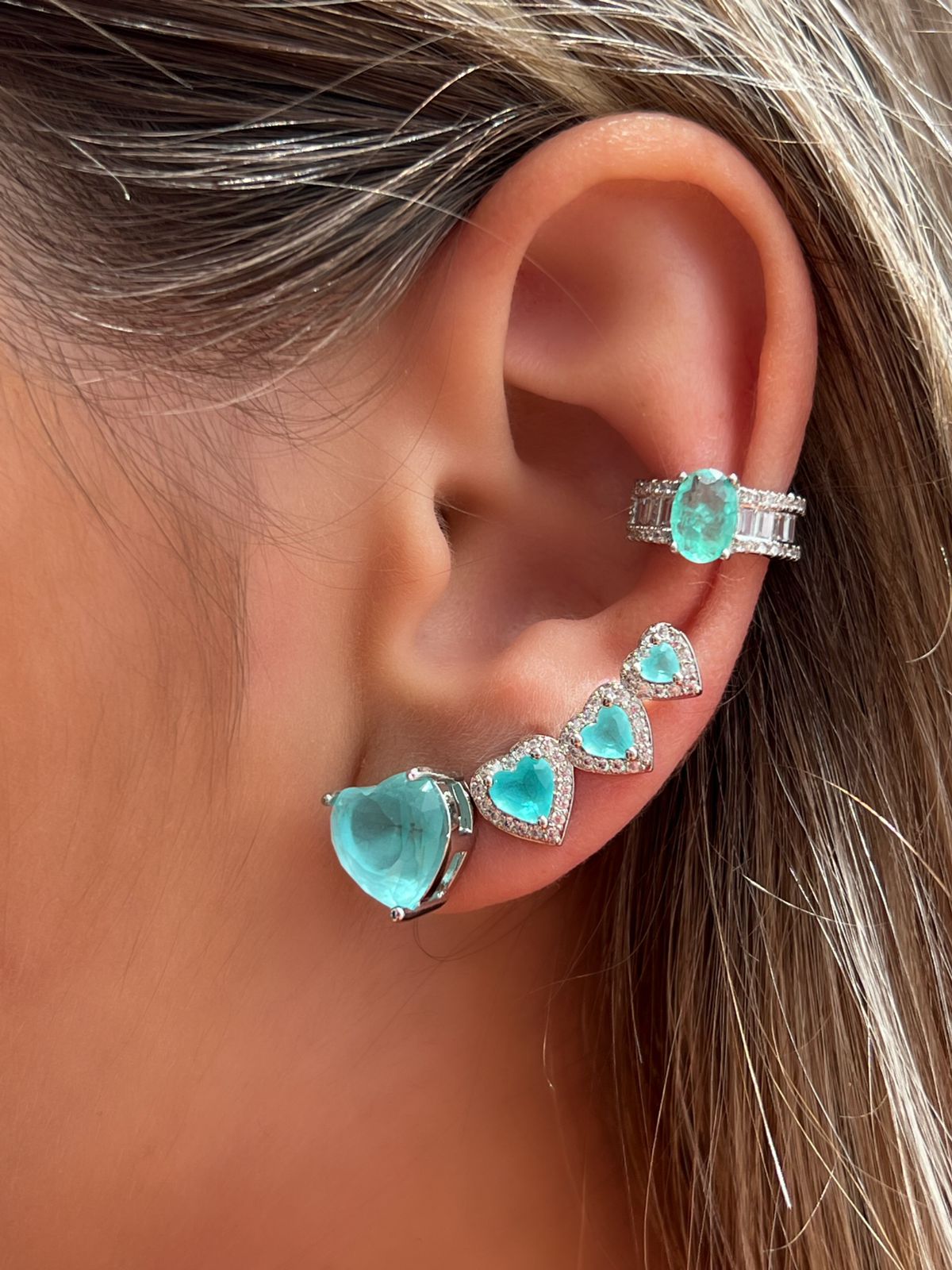 Brinco Ear Cuff Coração Turmalina Leitosa e Cristal em Banho de Ródio Branco