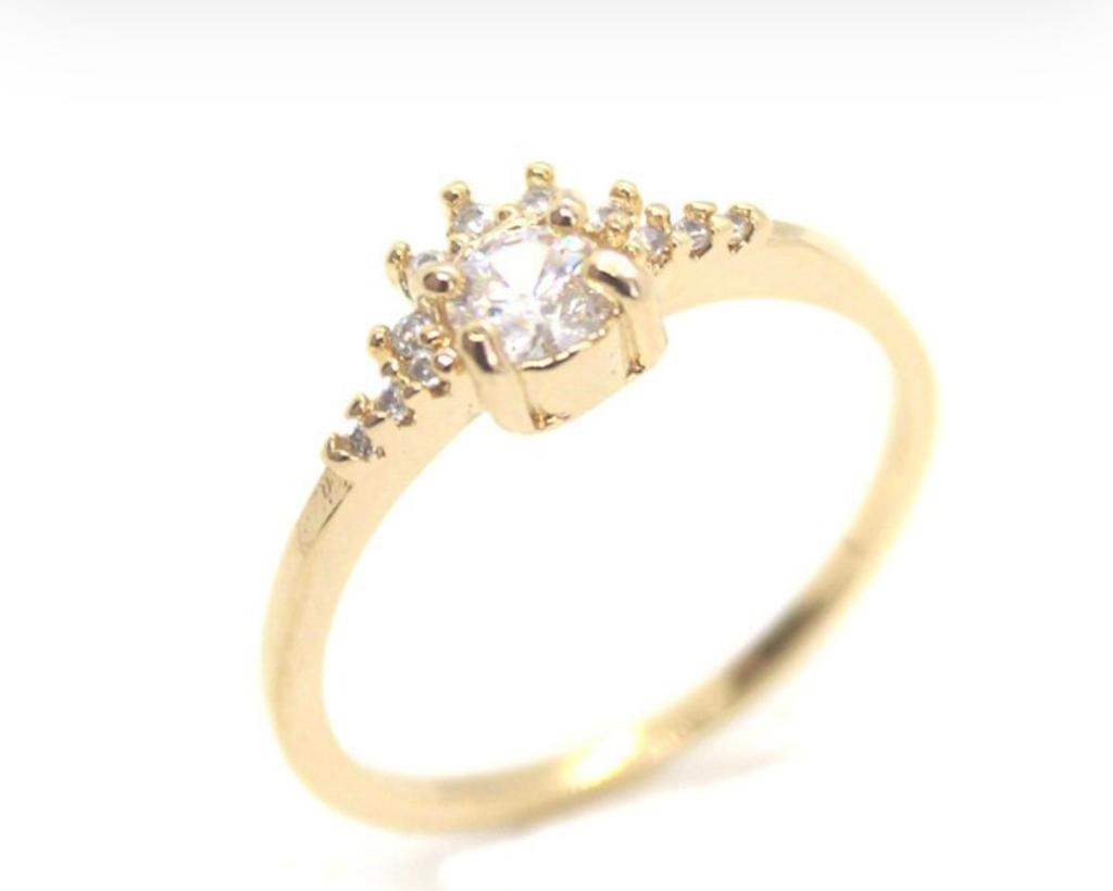 Anel Solitário Inspired em Banho de Ouro