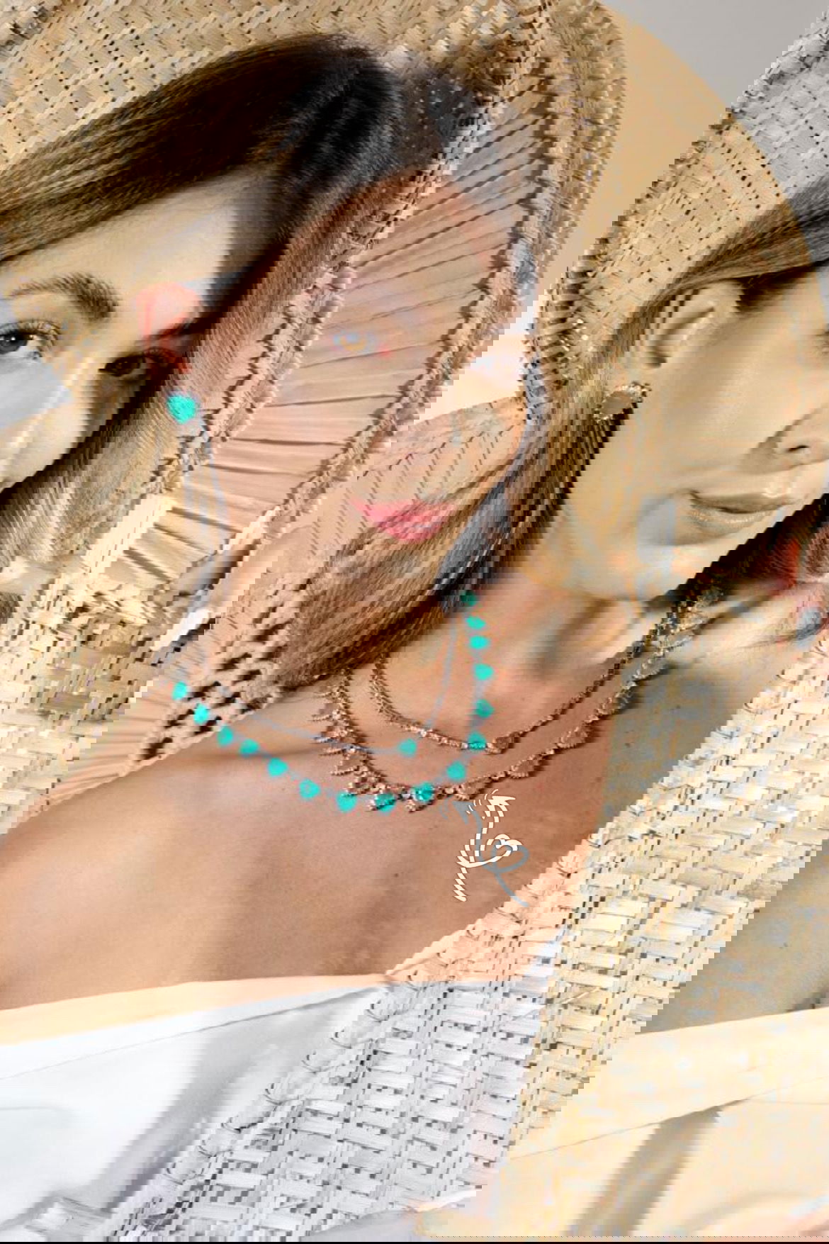 Colar Luxo com Corações Fusion Esmeralda Colombiana e Zircônia Cristal (Fecho Joia) em Banho de Ródio Branco