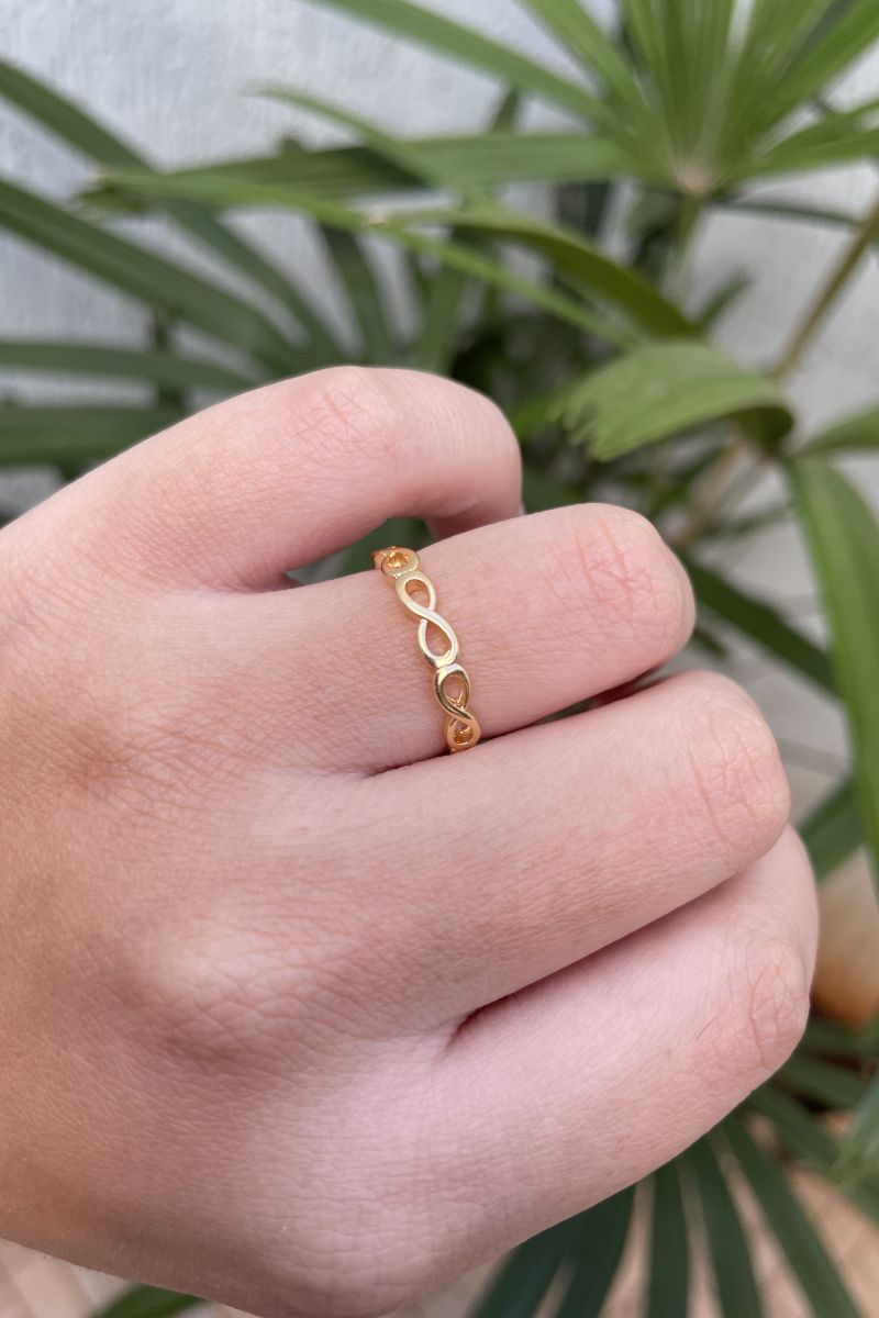 Anel com 3 infinitos em Banho de Ouro
