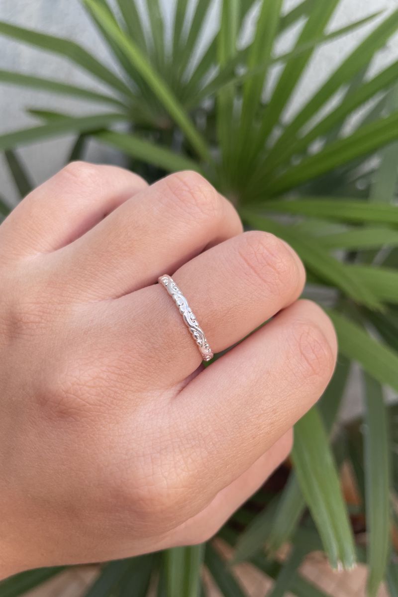 Anel com Detalhes em Prata 950