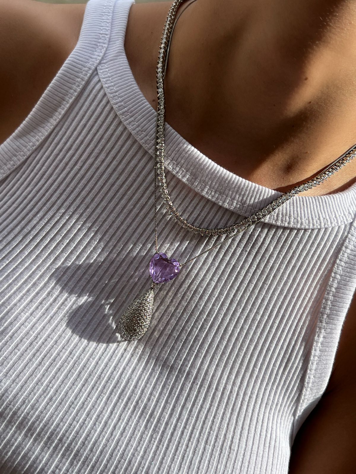 Riviera Três Pontas com Zircônia Cristal (Fecho Joia ) em Banho de Ródio Branco