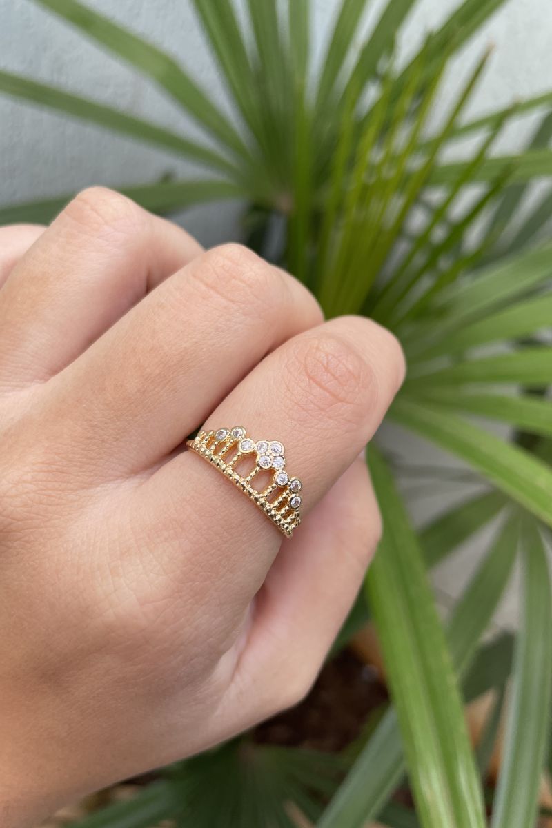 Anel Coroa Inspired em Banho de Ouro