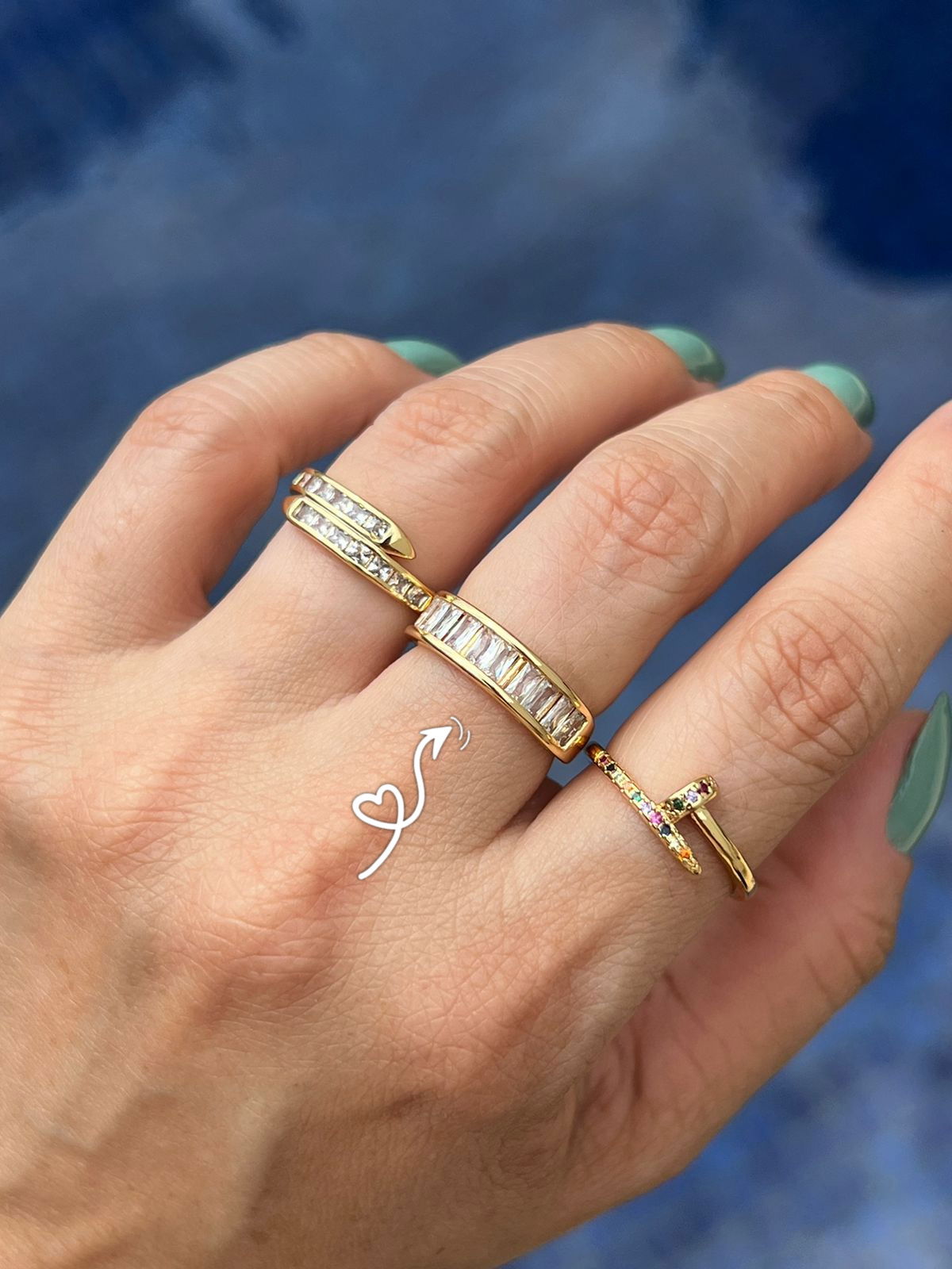 Anel aparador de Aliança com Baguete em Banho de Ouro