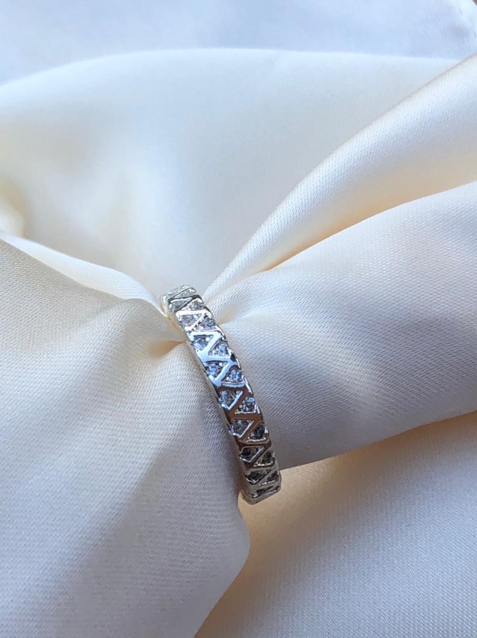 Anel Aparador de Aliança Inspired Banho de Prata