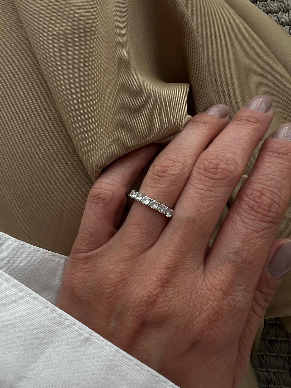 Anel Aparador de Aliança Zircônia Cristal 3mm (Metade) em Banho de Ródio Branco