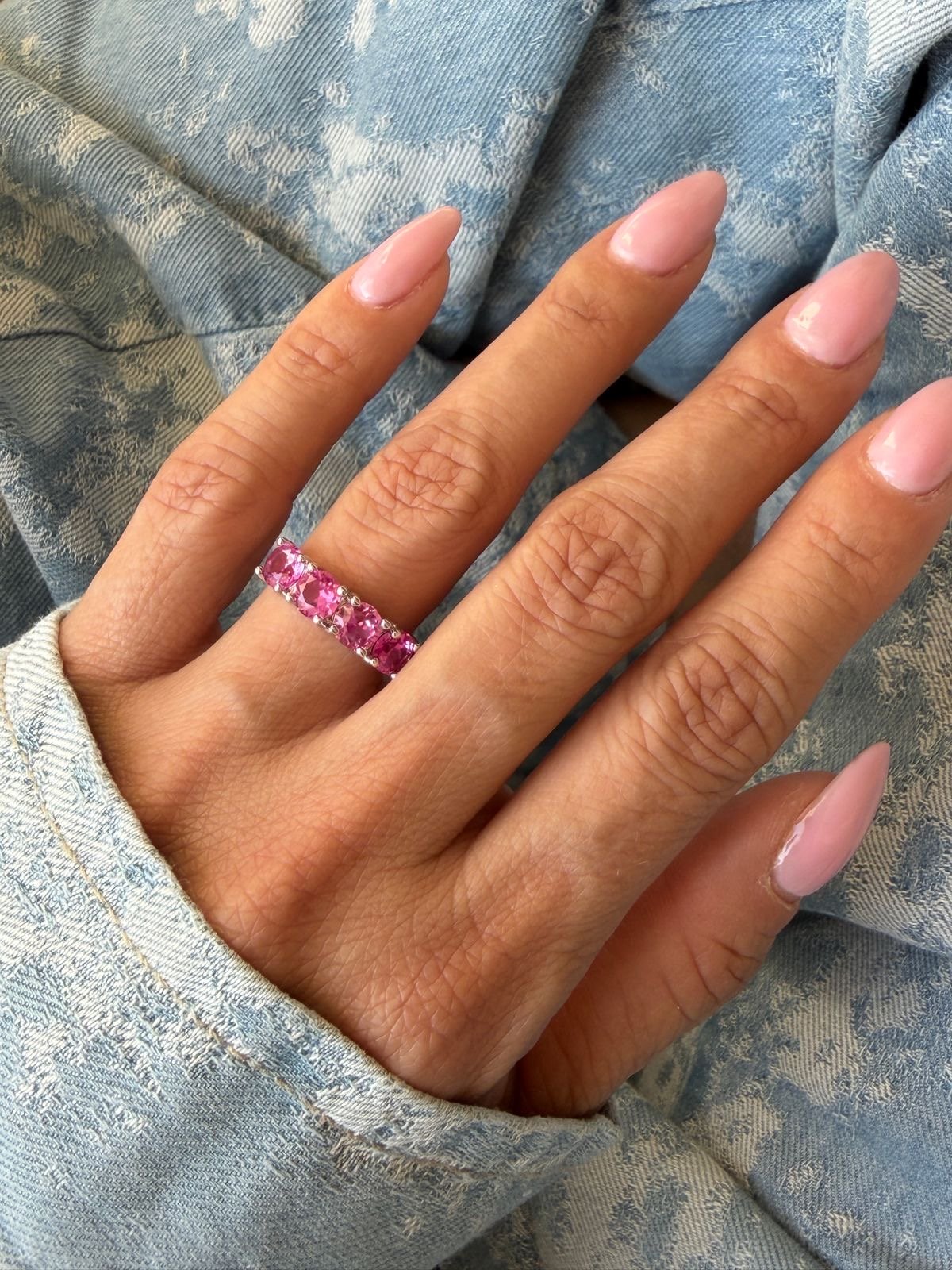 Anel Aparador de Aliança Zircônia Pink 5mm (Metade) em Ródio Branco