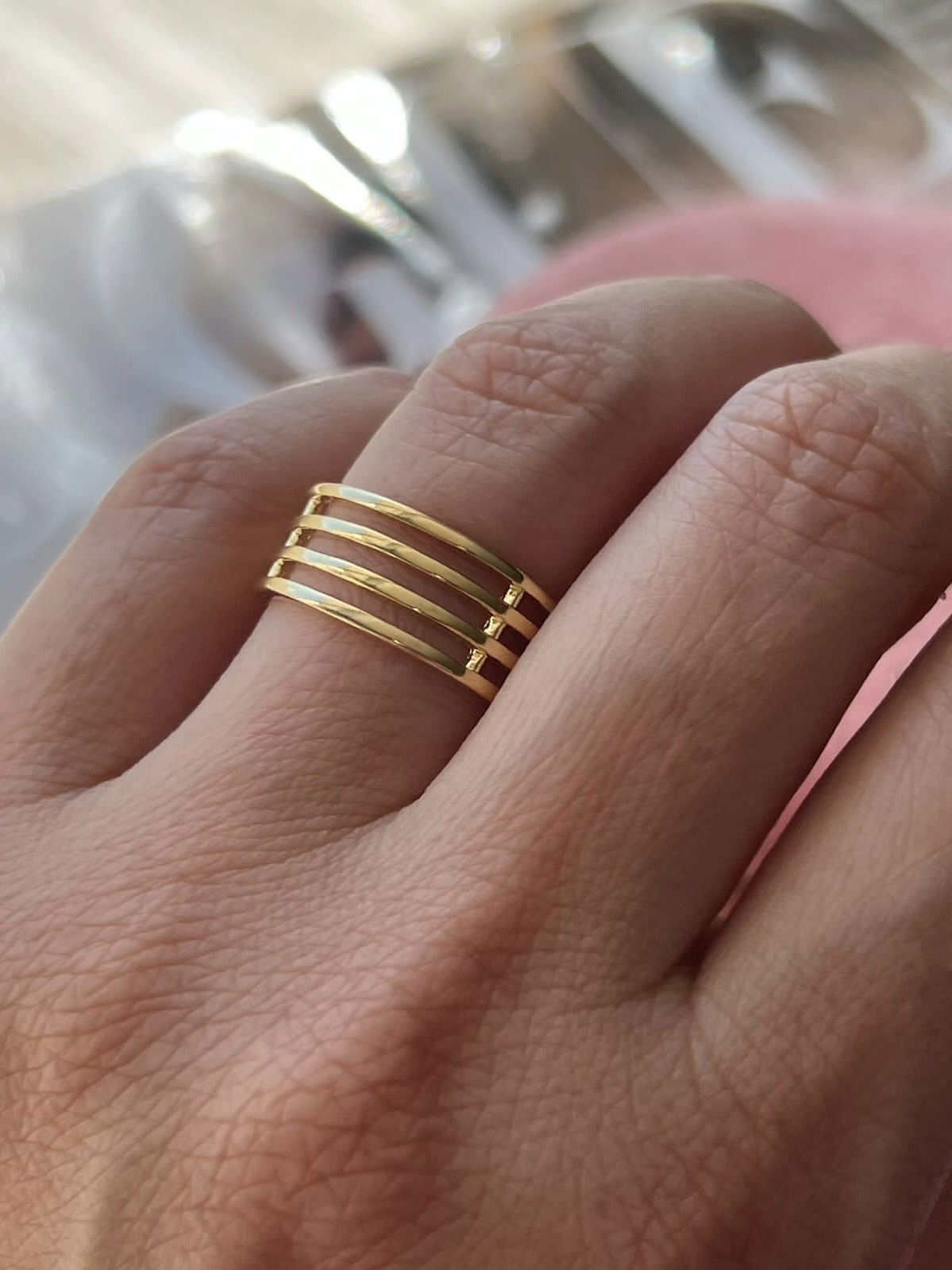 Anel com 4 Filetes Liso em Banho de Ouro