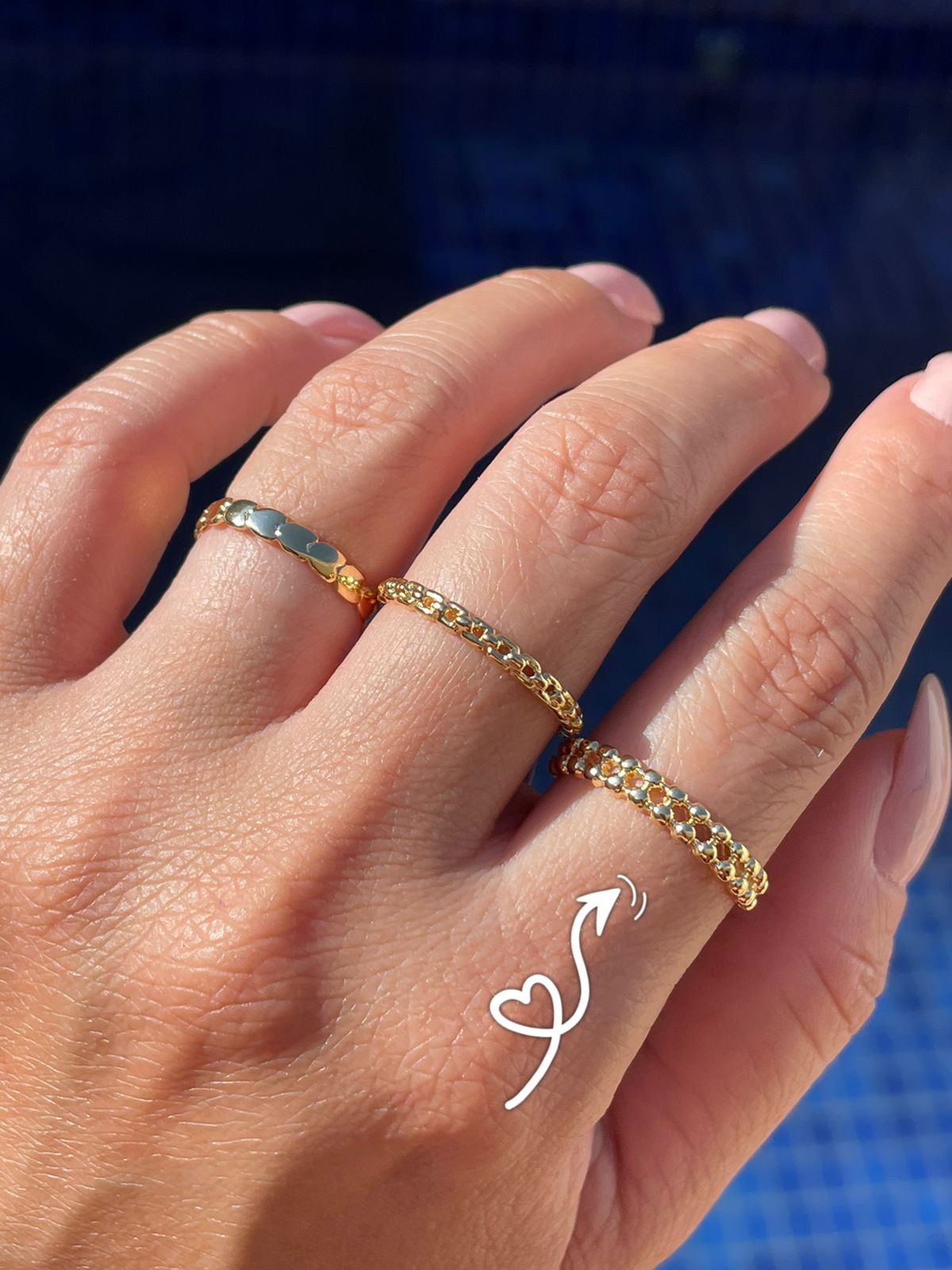 Anel com Bolinhas em Banho de Ouro