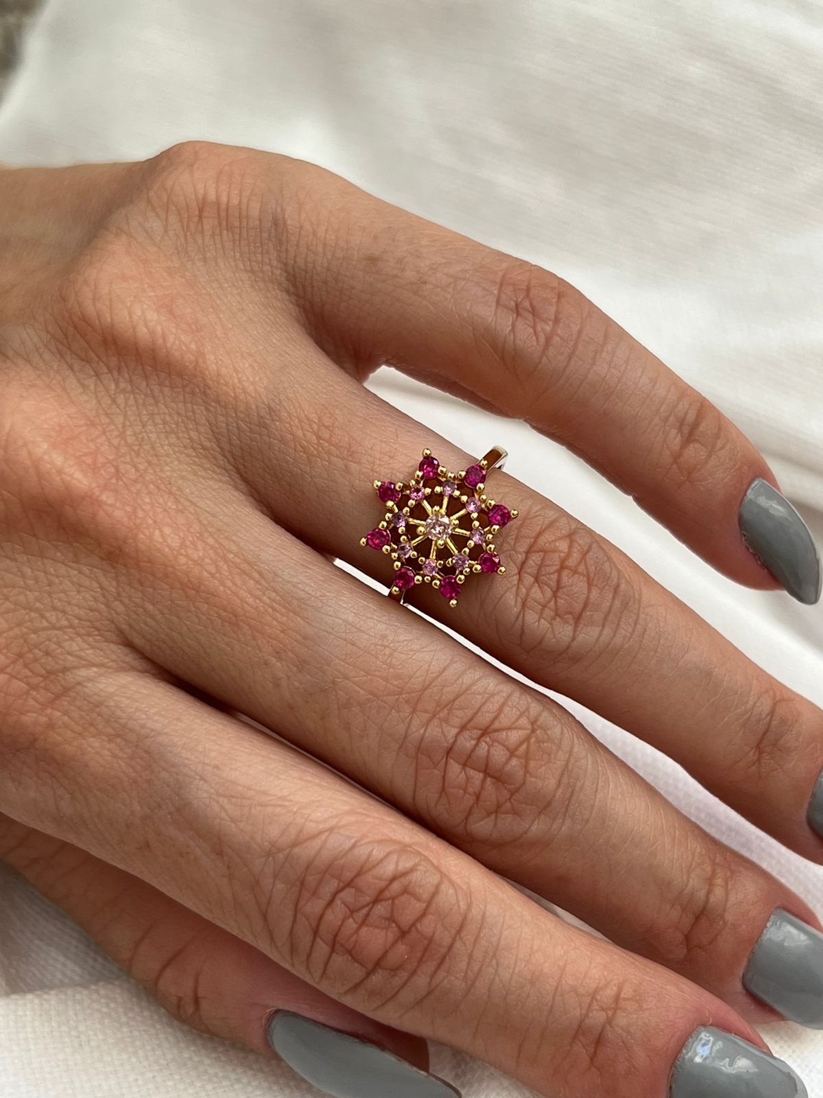 Anel com Degrade de Rosa em Banho de Ouro