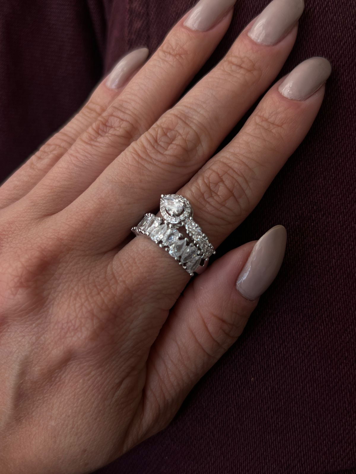 Anel com Gotas Zircônia Cristal em Banho de Ródio Branco