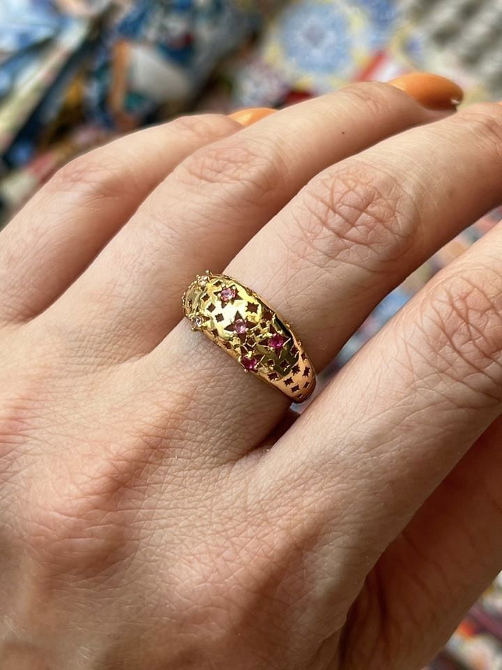 Anel com Zircônia Rosa em Banho de Ouro