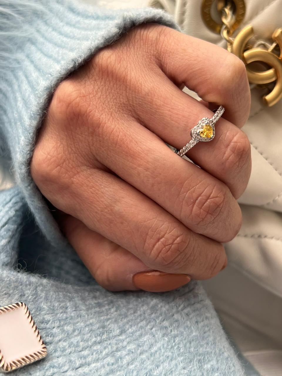 Anel Coração com Zircônia Cristal e Citrino em Banho de Ródio Branco