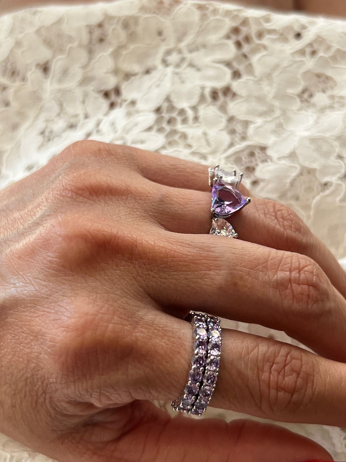 Anel Coração com Zircônia Kunzita e Cristal em Banho de Ródio Branco