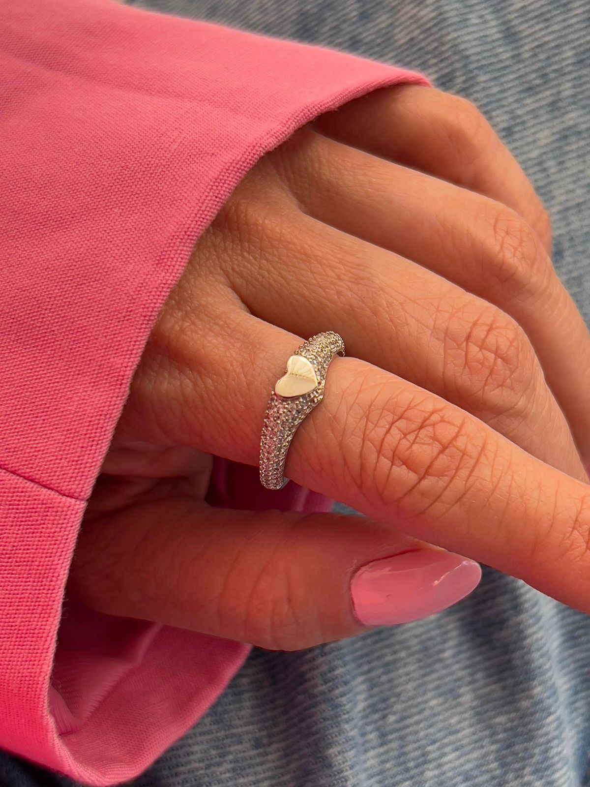 Anel Coração Liso com Zircônia Cristal em Banho de Ródio Branco