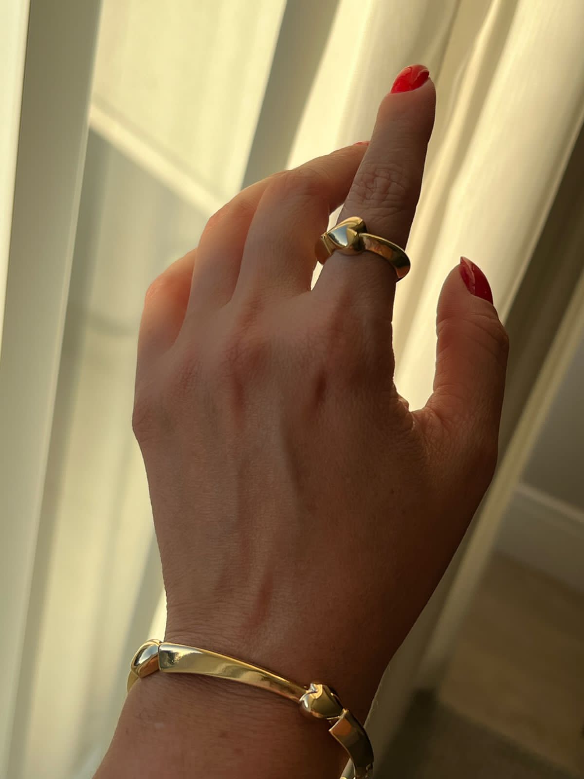 Anel Coração Liso em Banho de Ouro