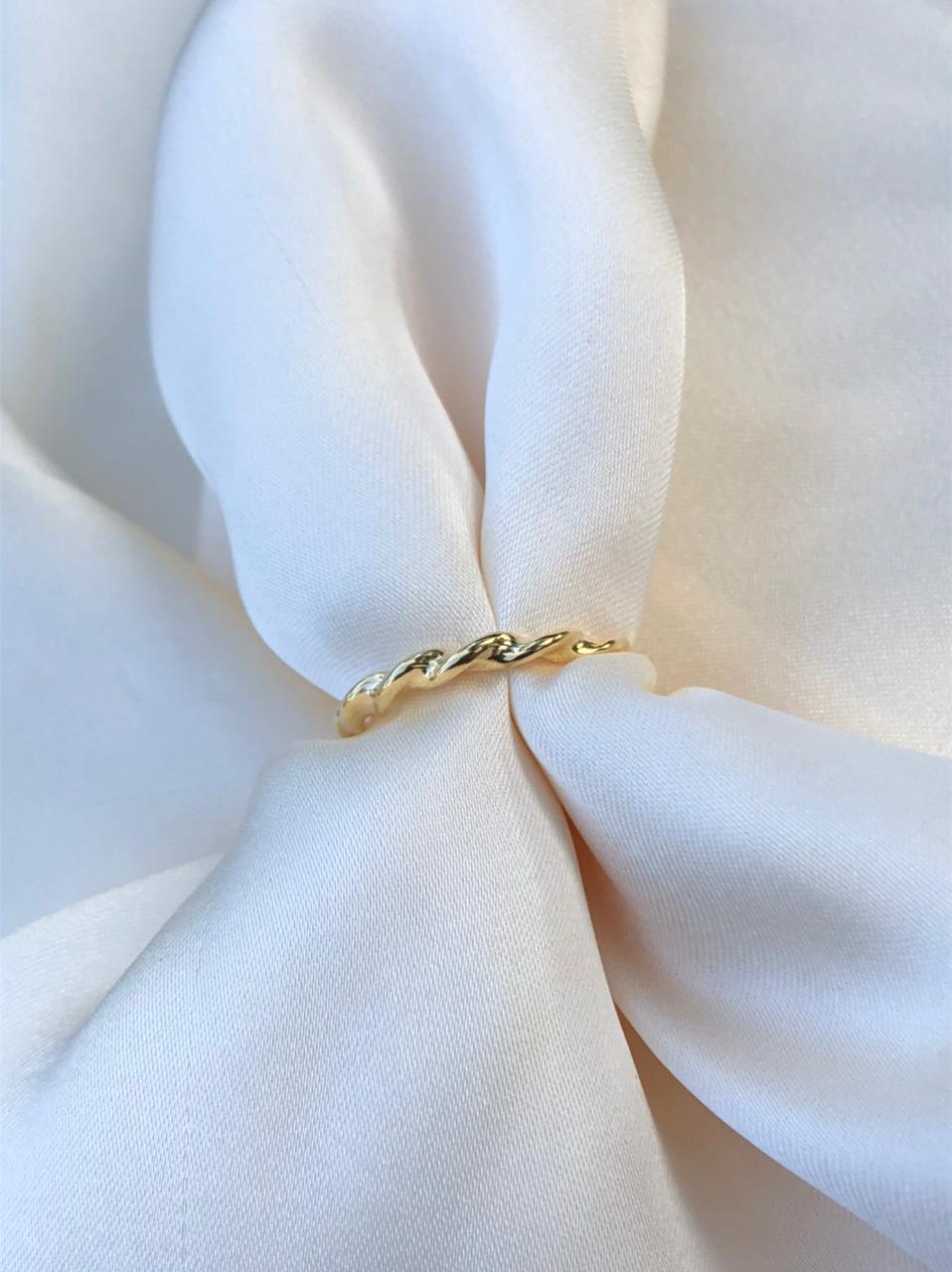 Anel Cordinha Simples em Banho de Ouro