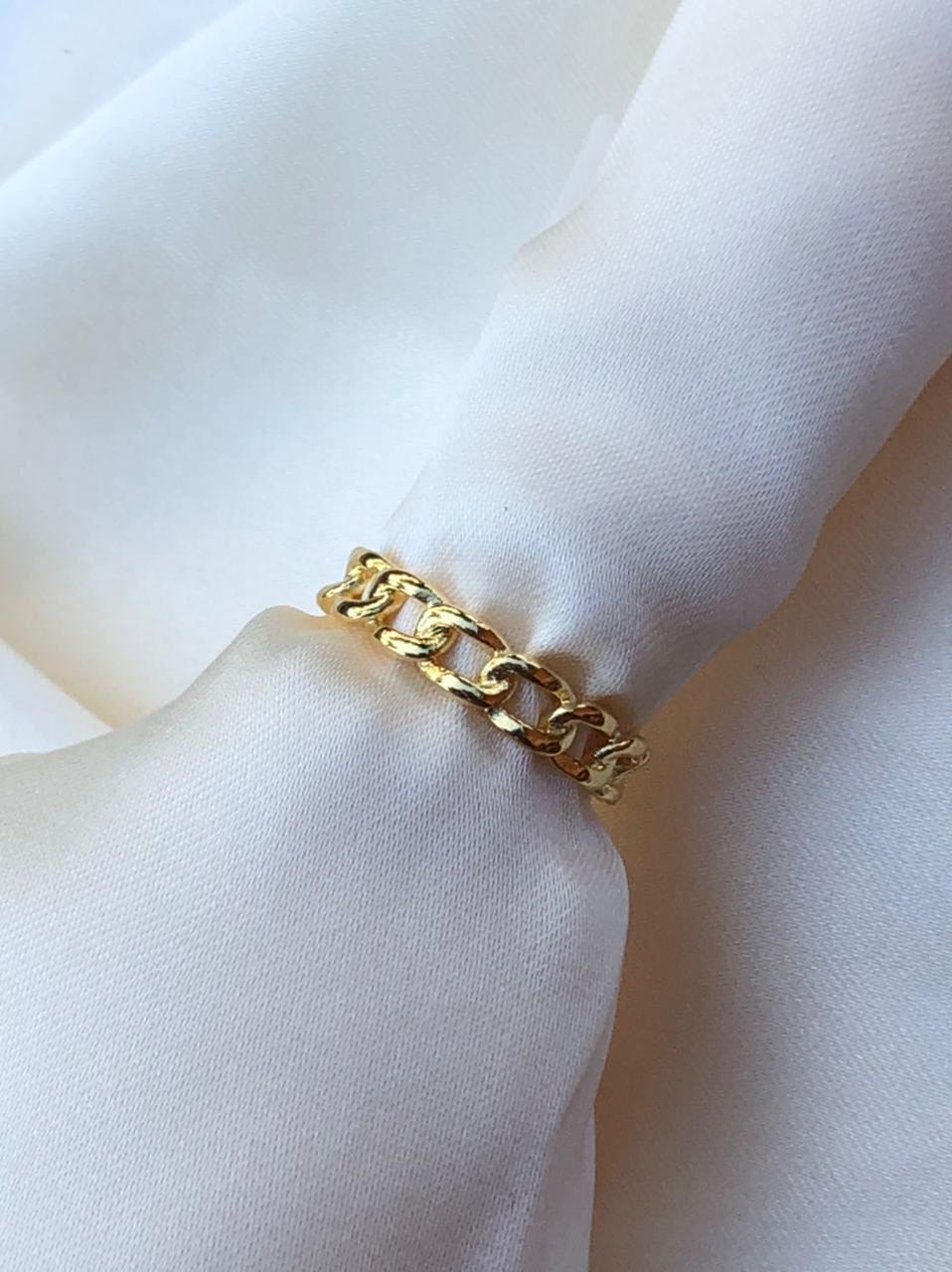 Anel Corrente Inspired em Banho de Ouro