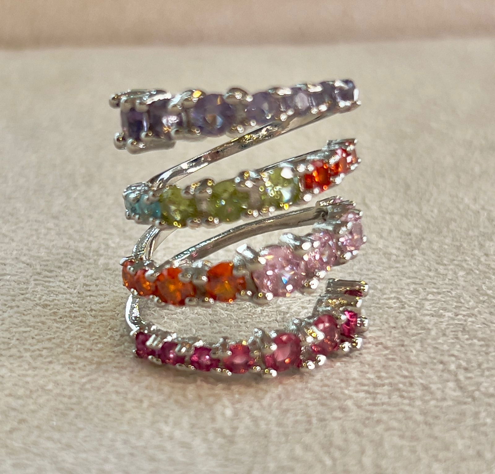 Anel Espiral com Zircônia Colorida em Banho de Ródio Branco