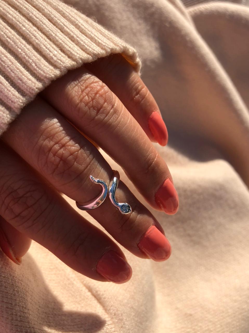 Anel Falange Regulável Serpente em Banho de Prata