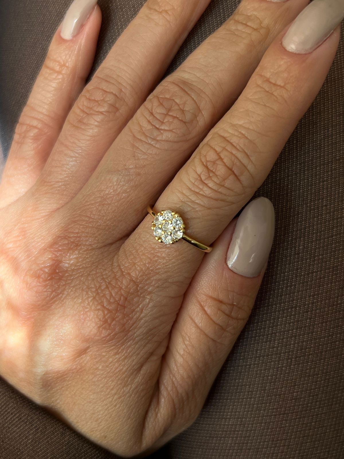 Anel Flor com Zircônia Cristal em Banho de Ouro