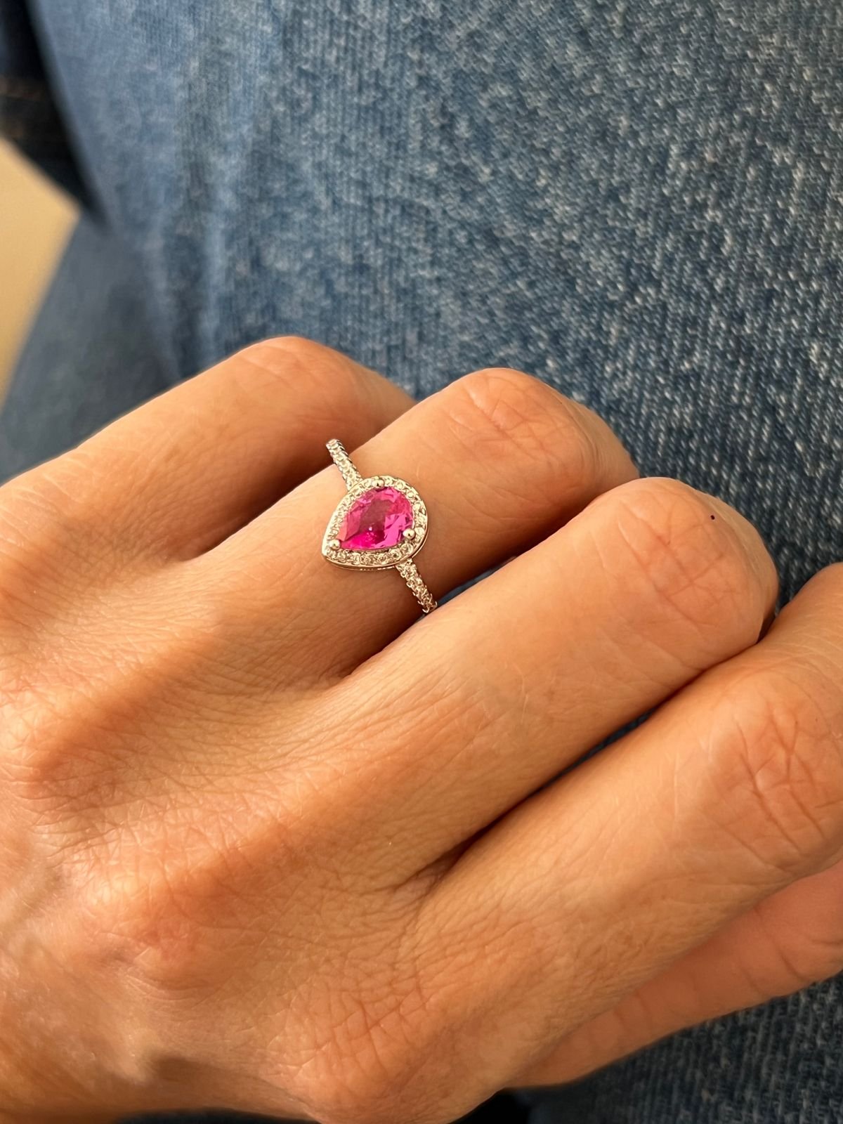 Anel Gota com Zircônia Cristal e Pink em Banho de Ródio Branco