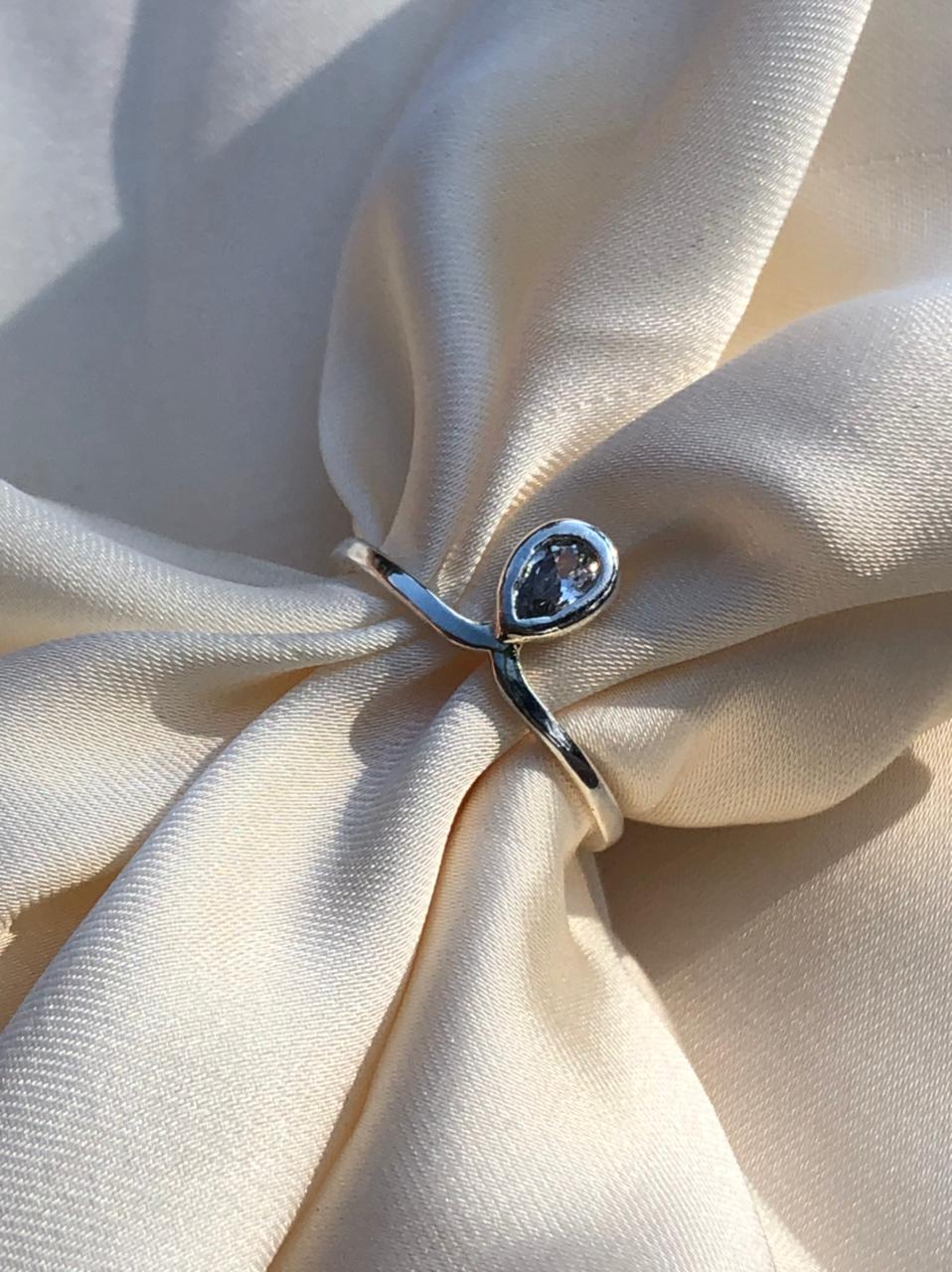 Anel Gotinha Inspired Banho de Prata