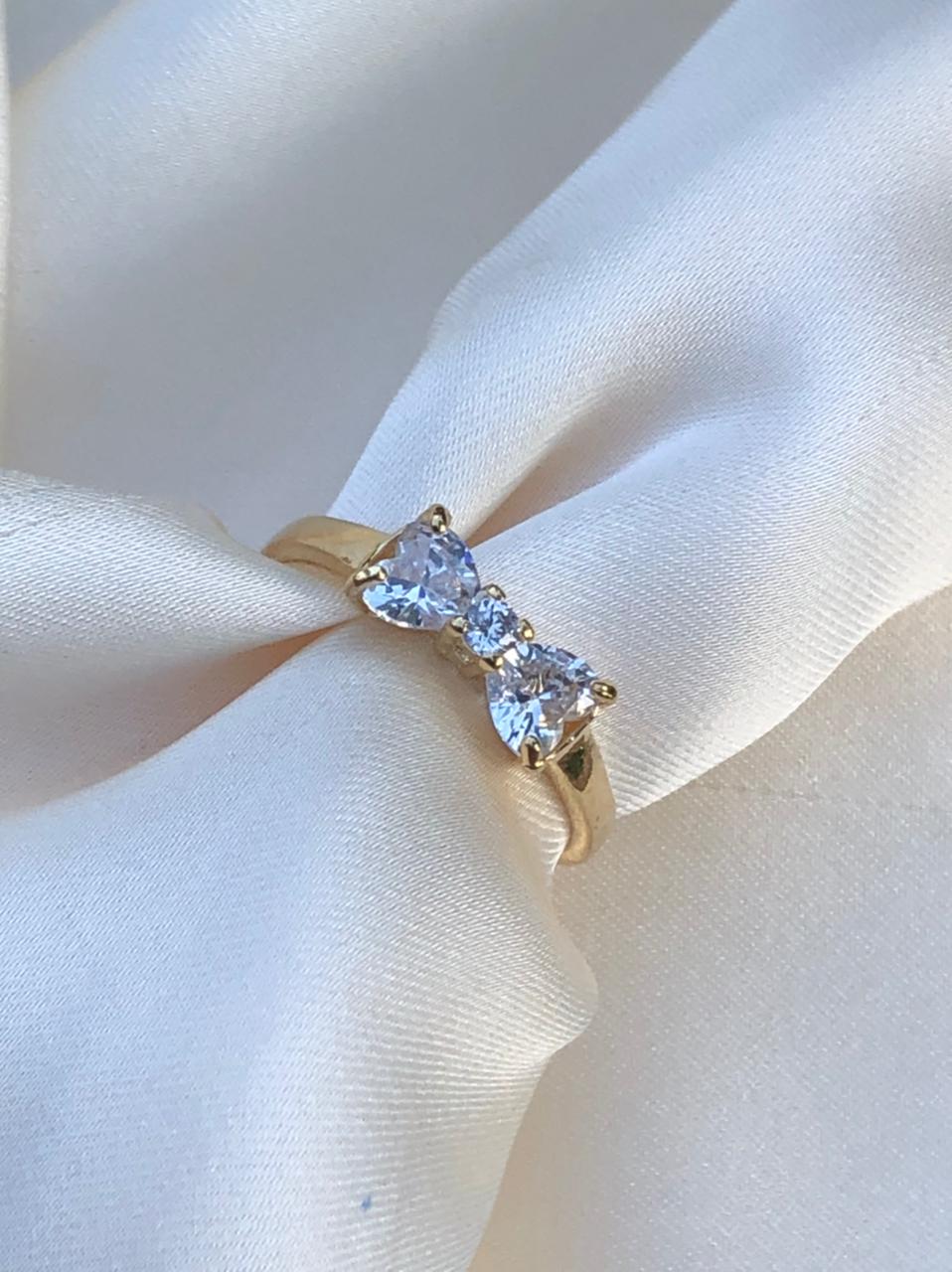 Anel Laço com Zircônia em Banho de Ouro