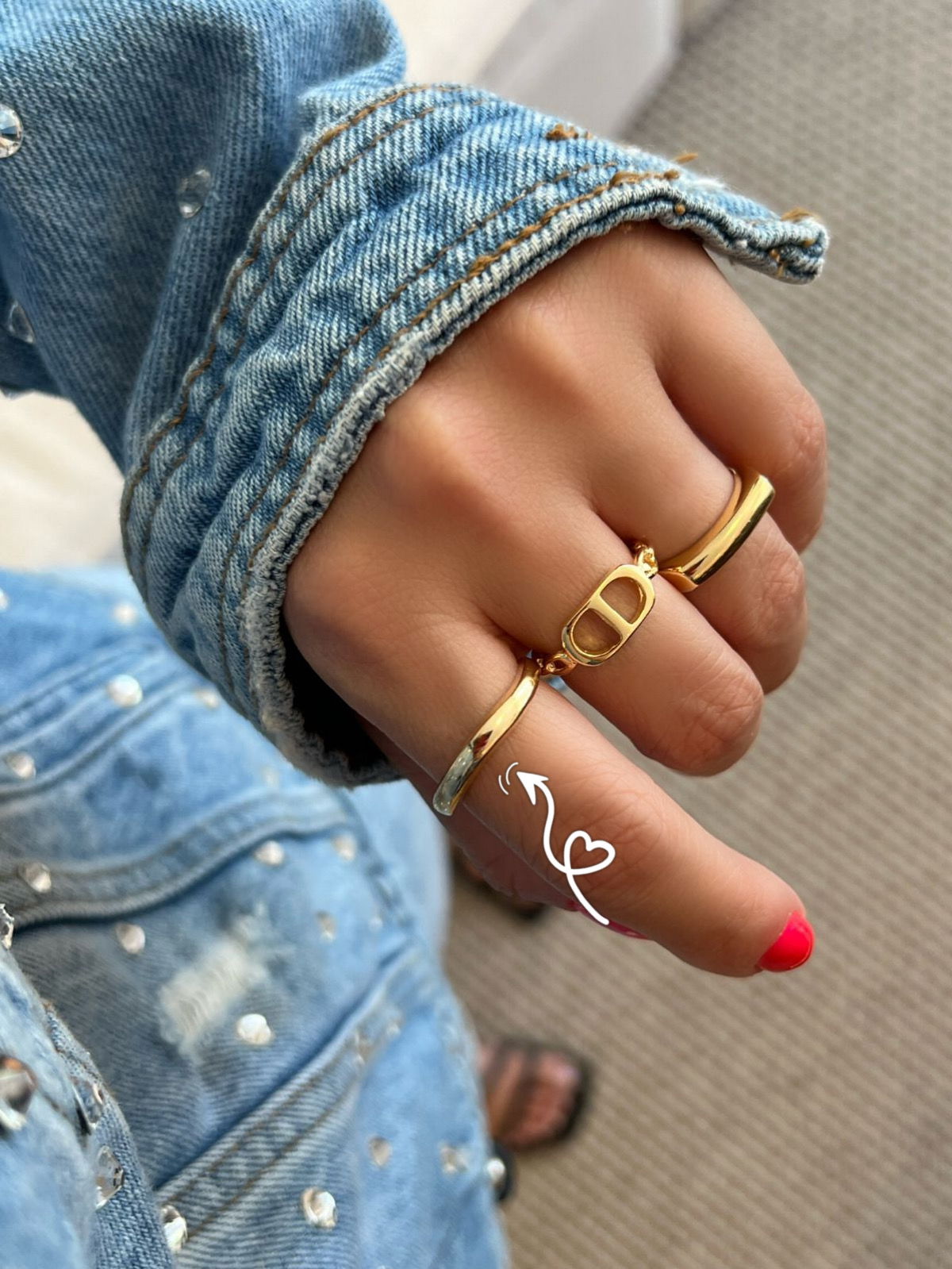 Anel Ondulado Regulável em Banho de Ouro