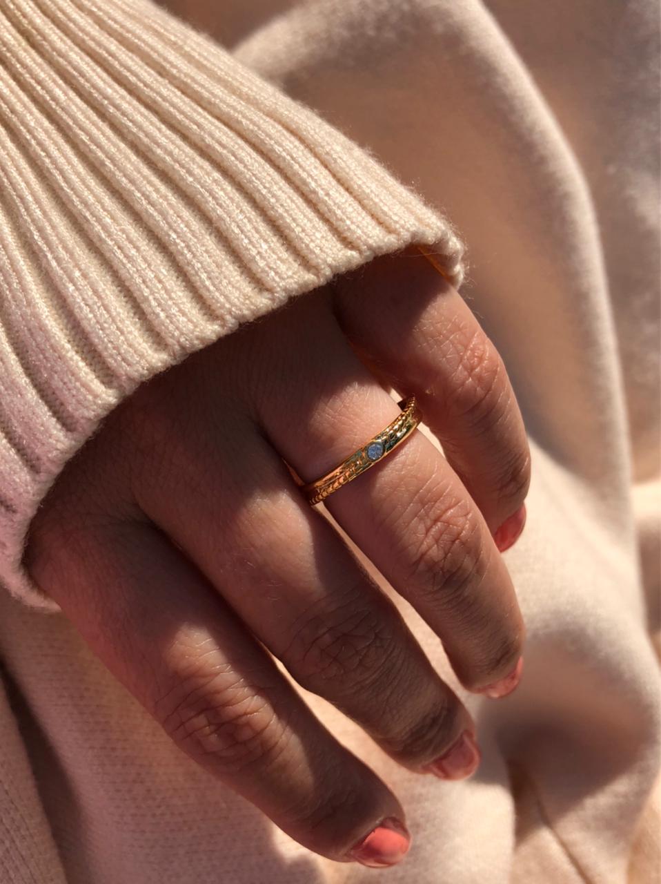 Anel Ponto de Luz Inspired em Banho de Ouro