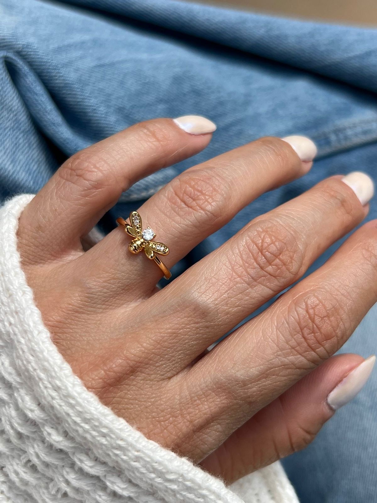 Anel Regulável Abelhinha com Zircônia em Banho de Ouro