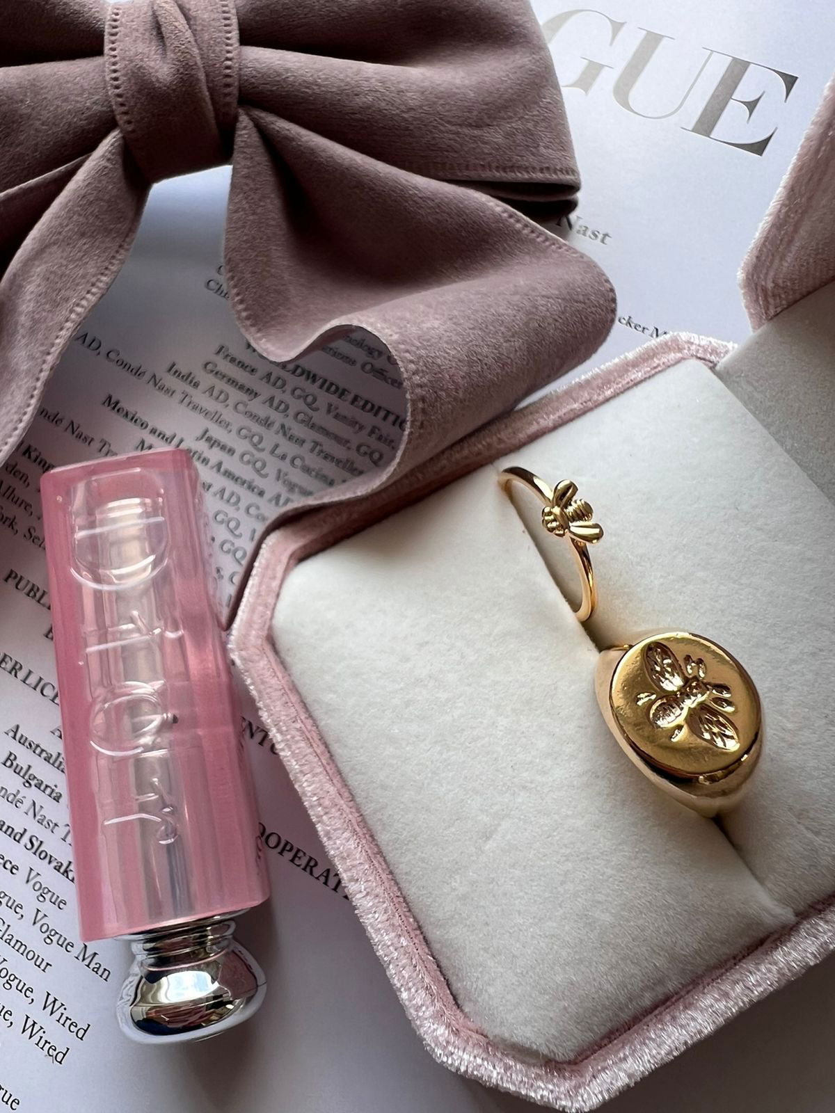 Anel Regulável com Abelha ( Maior) em Banho de Ouro