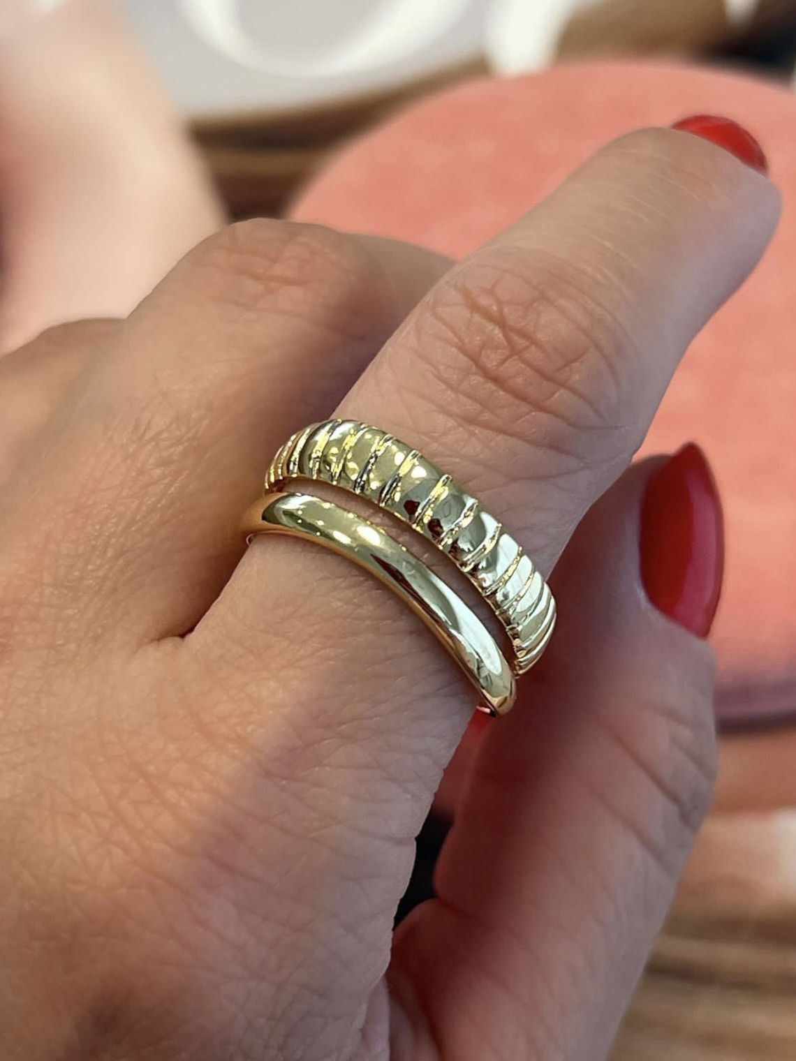 Anel Regulável Duplo Liso com Detalhes em Banho de Ouro