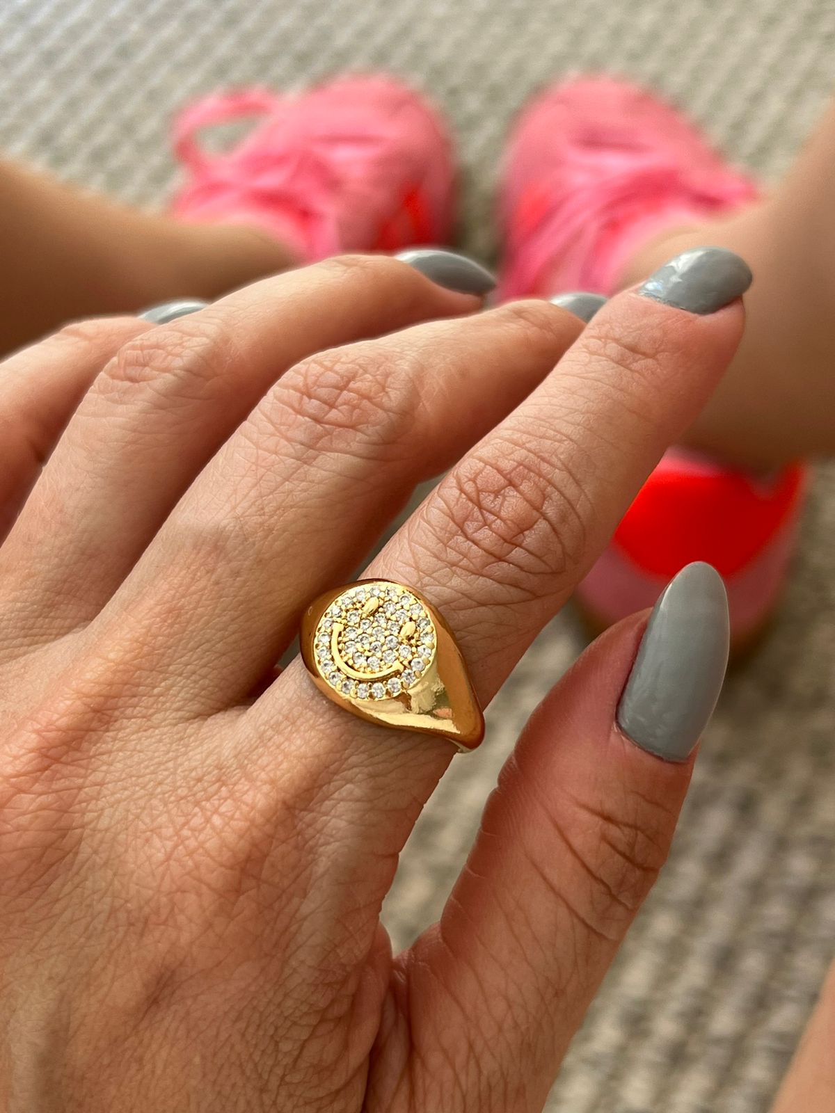 Anel Regulável Smile com Zircônia Cristal em Banho de Ouro