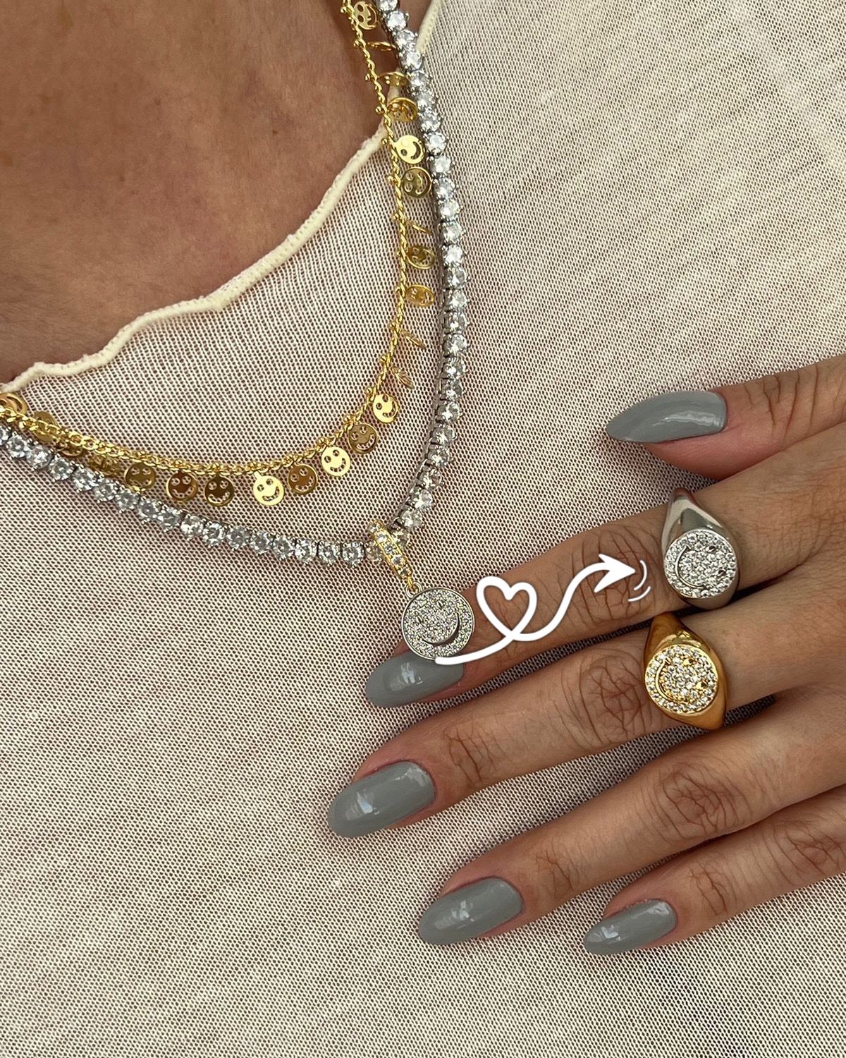 Anel Regulável Smile com Zircônia Cristal em Banho de Ródio Branco