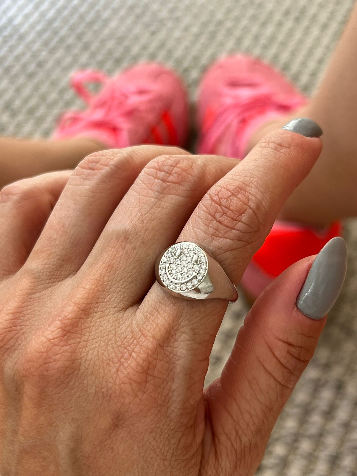 Anel Regulável Smile com Zircônia Cristal em Banho de Ródio Branco