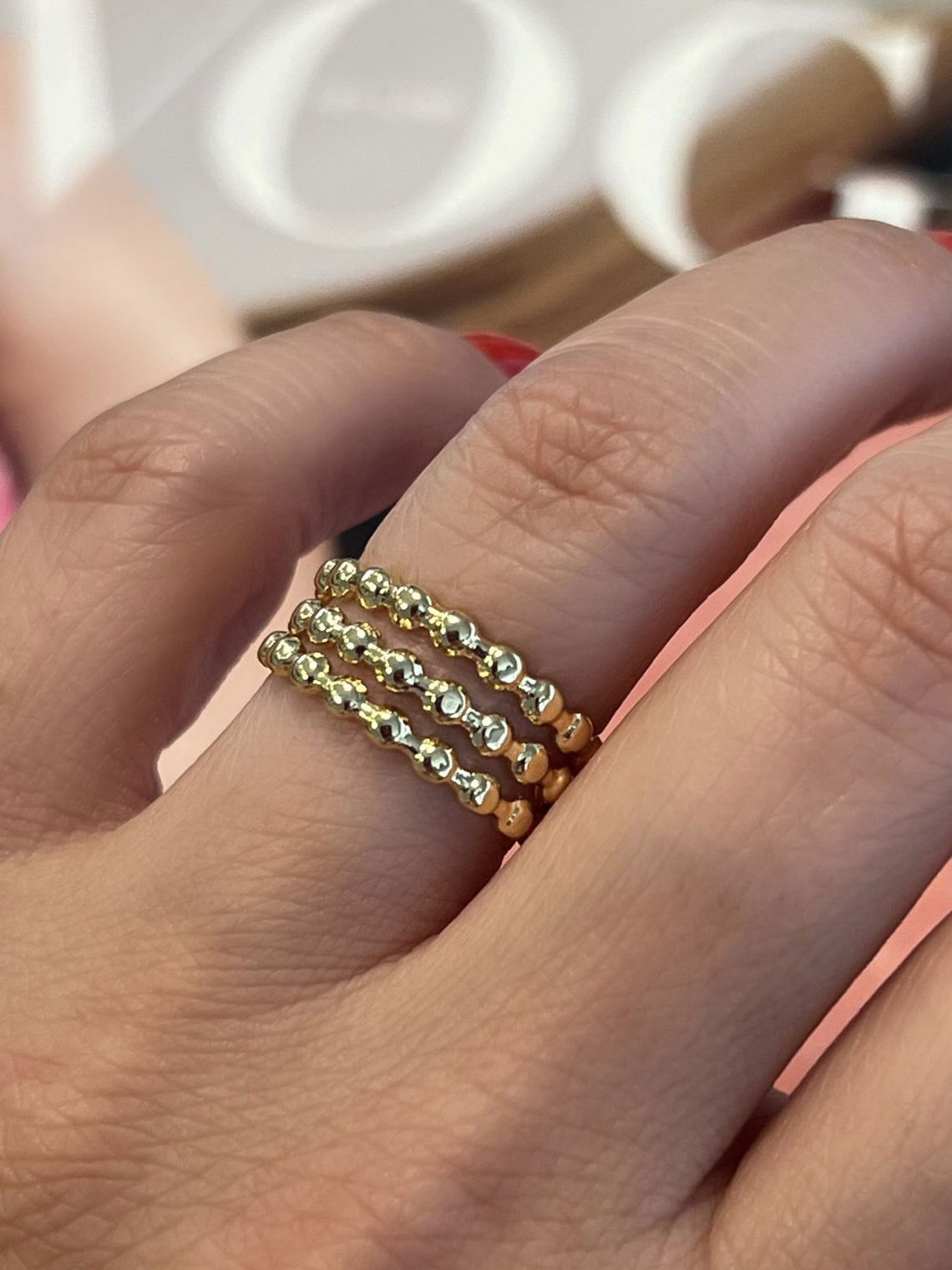 Anel Regulável Triplo com Bolinha Achatada em Banho de Ouro