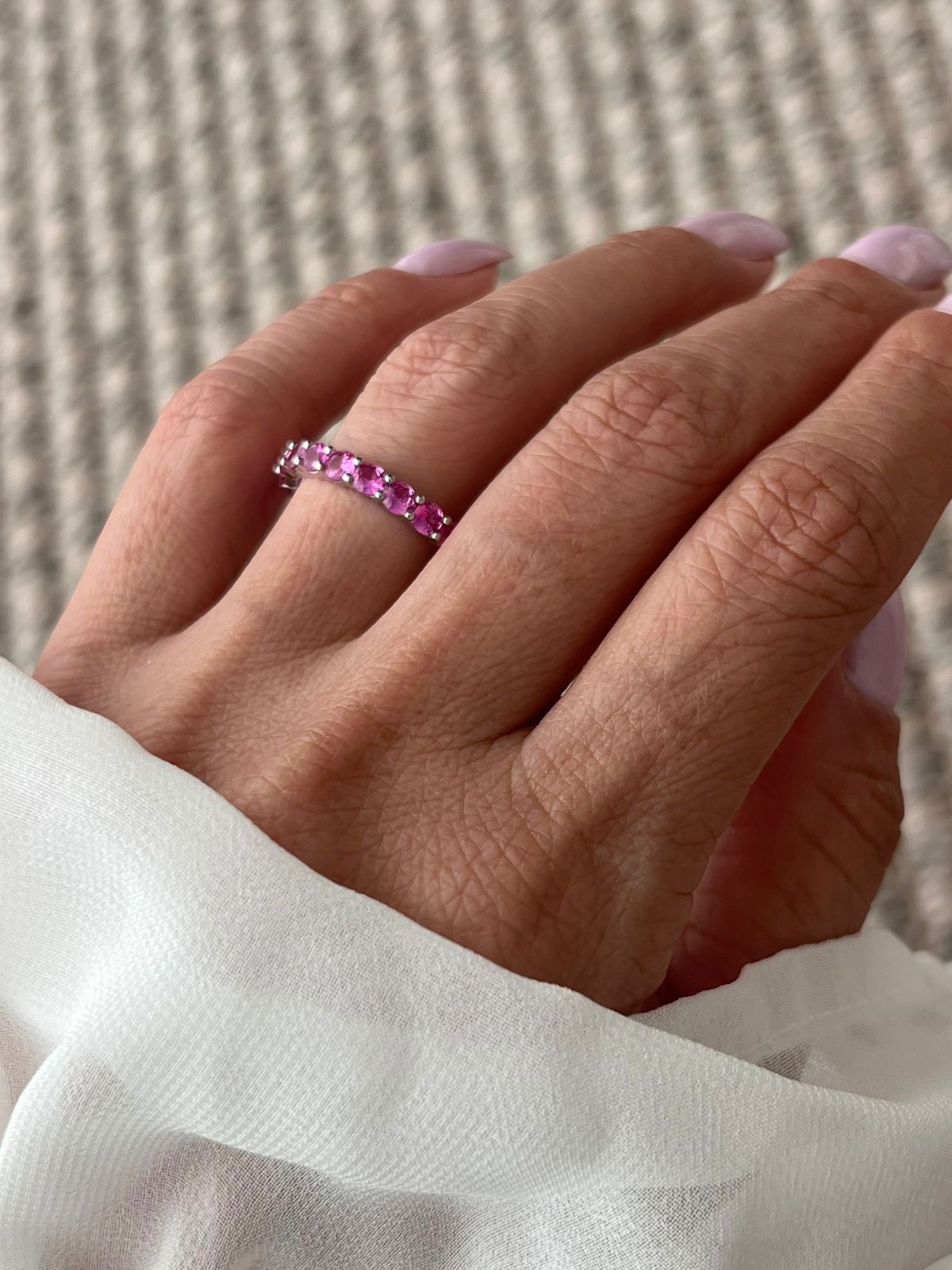 Anel Roliço com Zircônia Pink em Banho de Ródio Branco