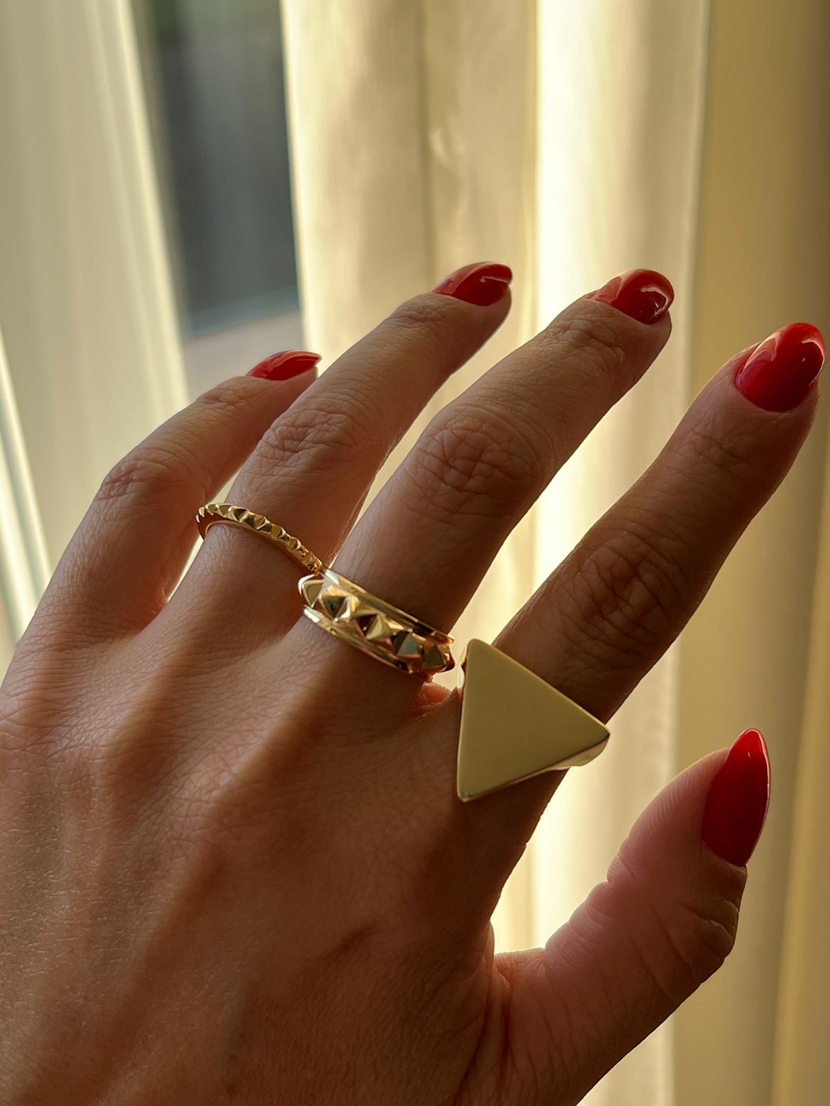 Anel Roliço Spike Fino em Banho de Ouro