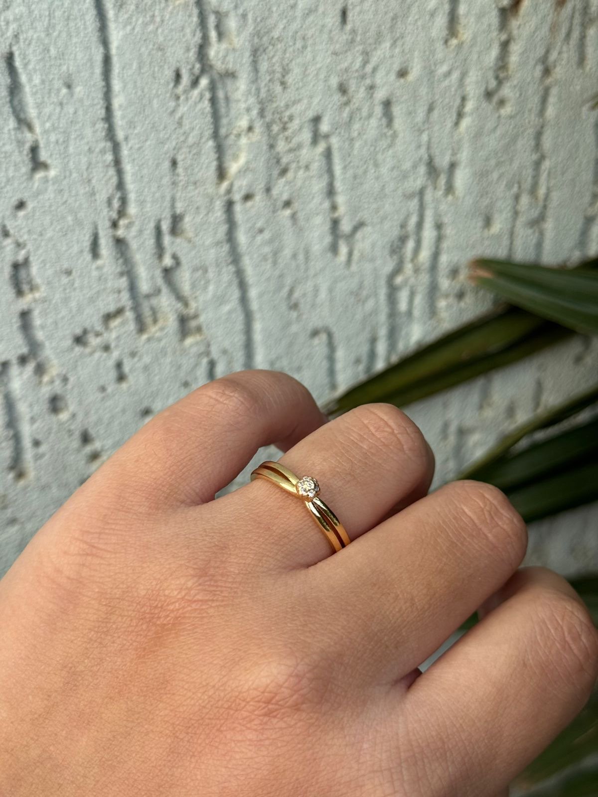 Anel Solitário Com Zircônia em Banho de Ouro
