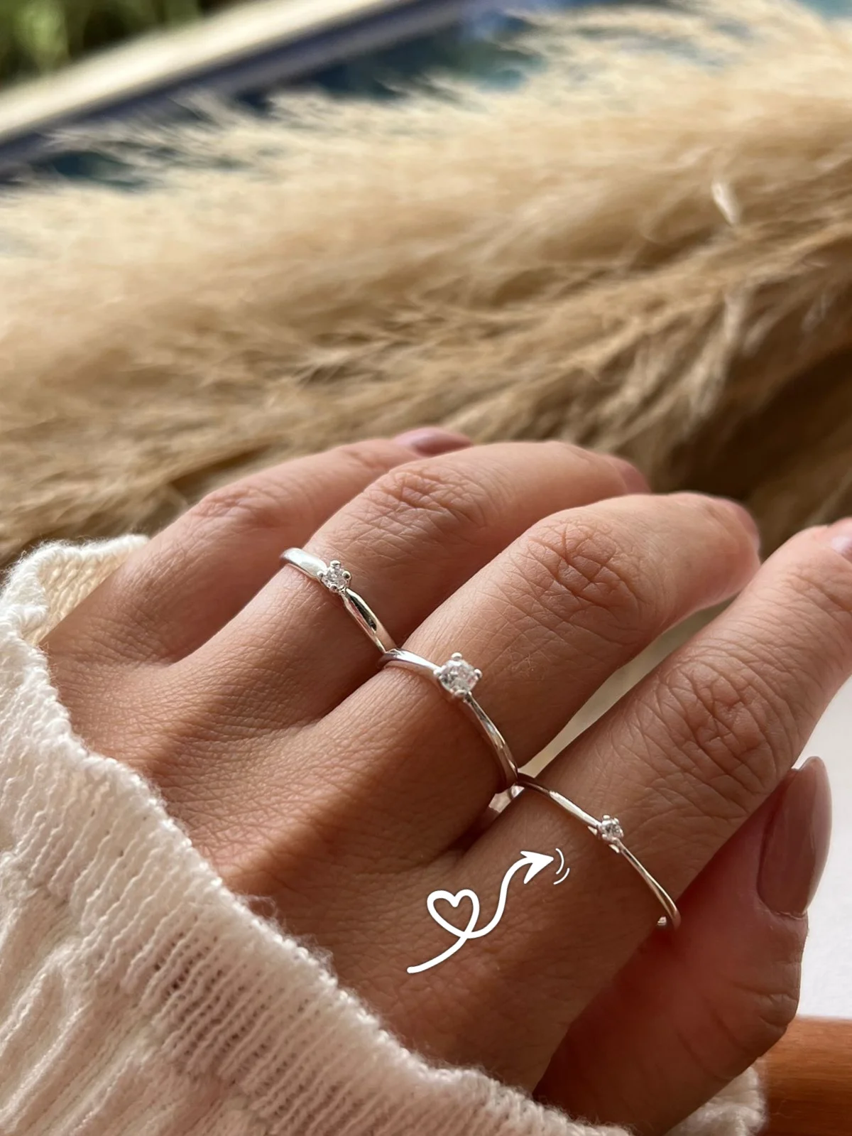 Anel Solitário Fino Réplica em Prata 950