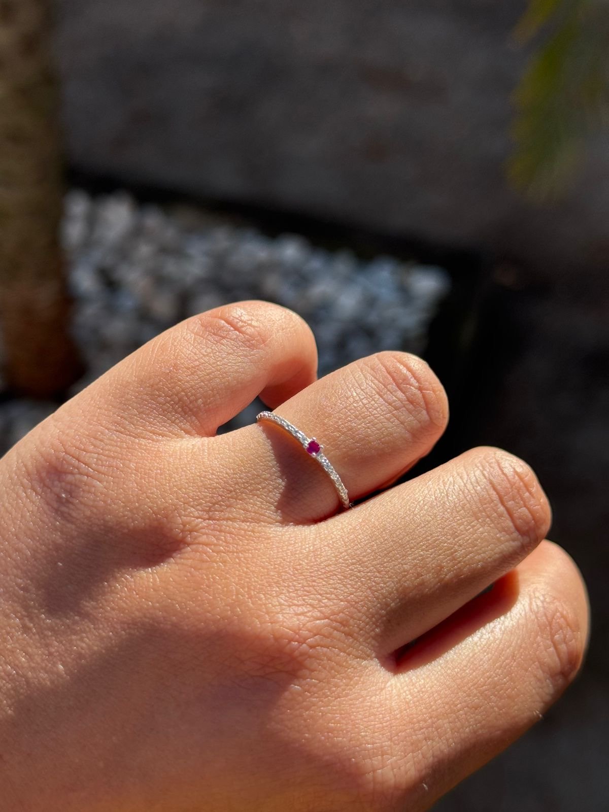 Anel Solitário Fino Zircônia Cristal e Pink em Prata 950