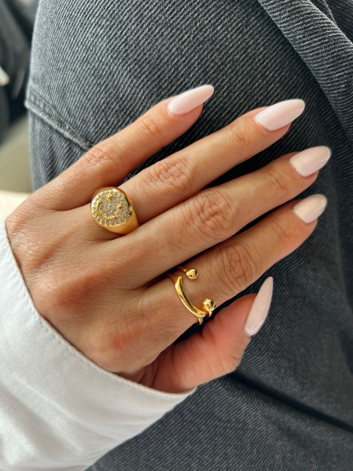 Anel Sorriso Regulável em Banho de Ouro