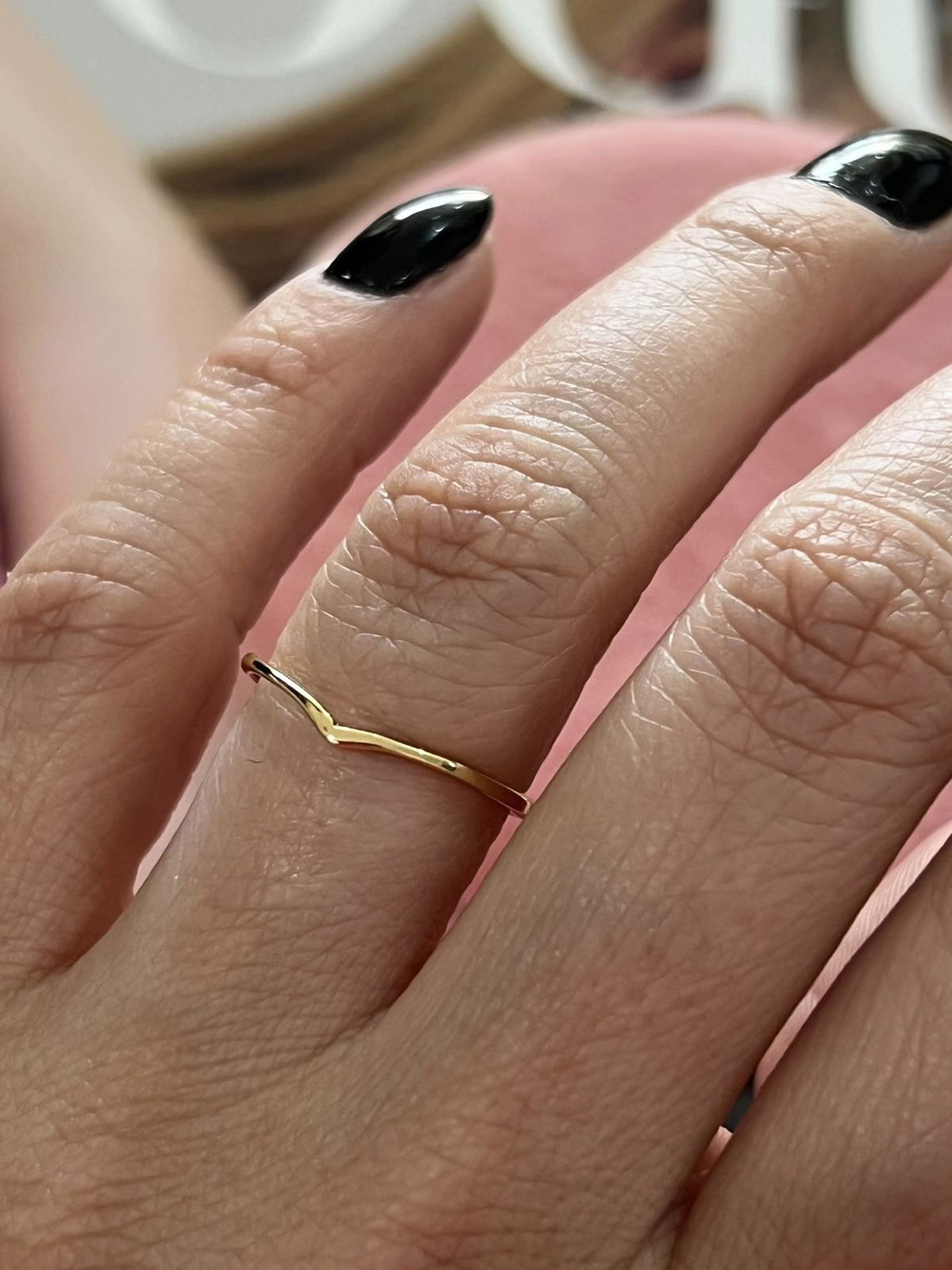 Anel V Fino em Banho de Ouro