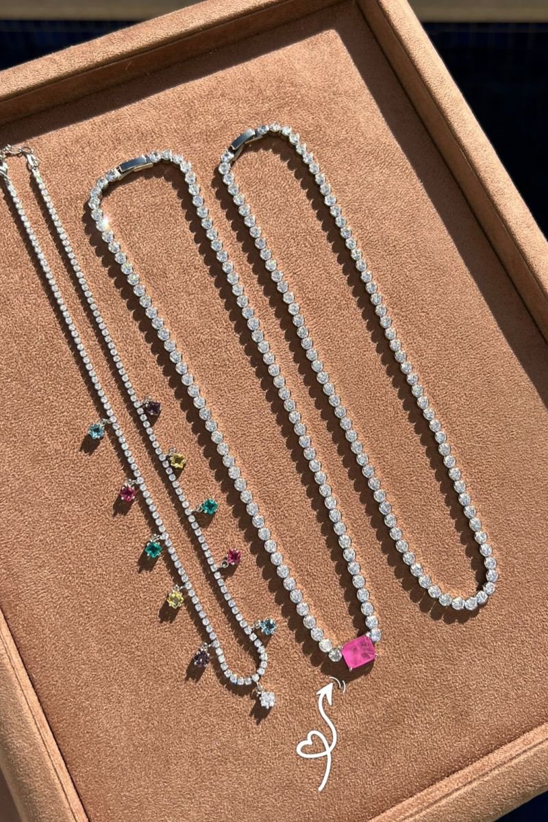 Colar Fusion Fúcsia com Riviera 4mm (Fecho Joia) em Banho Ródio Branco