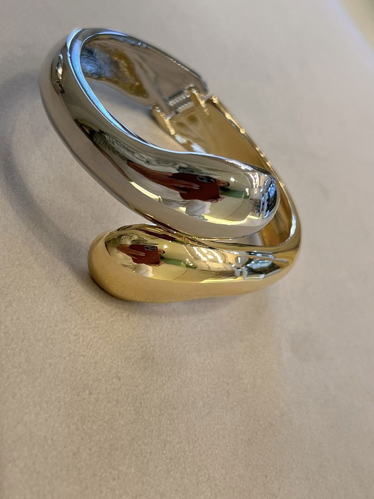 Bracelete Gota Achatada em Dois Banhos Ródio Branco e Ouro