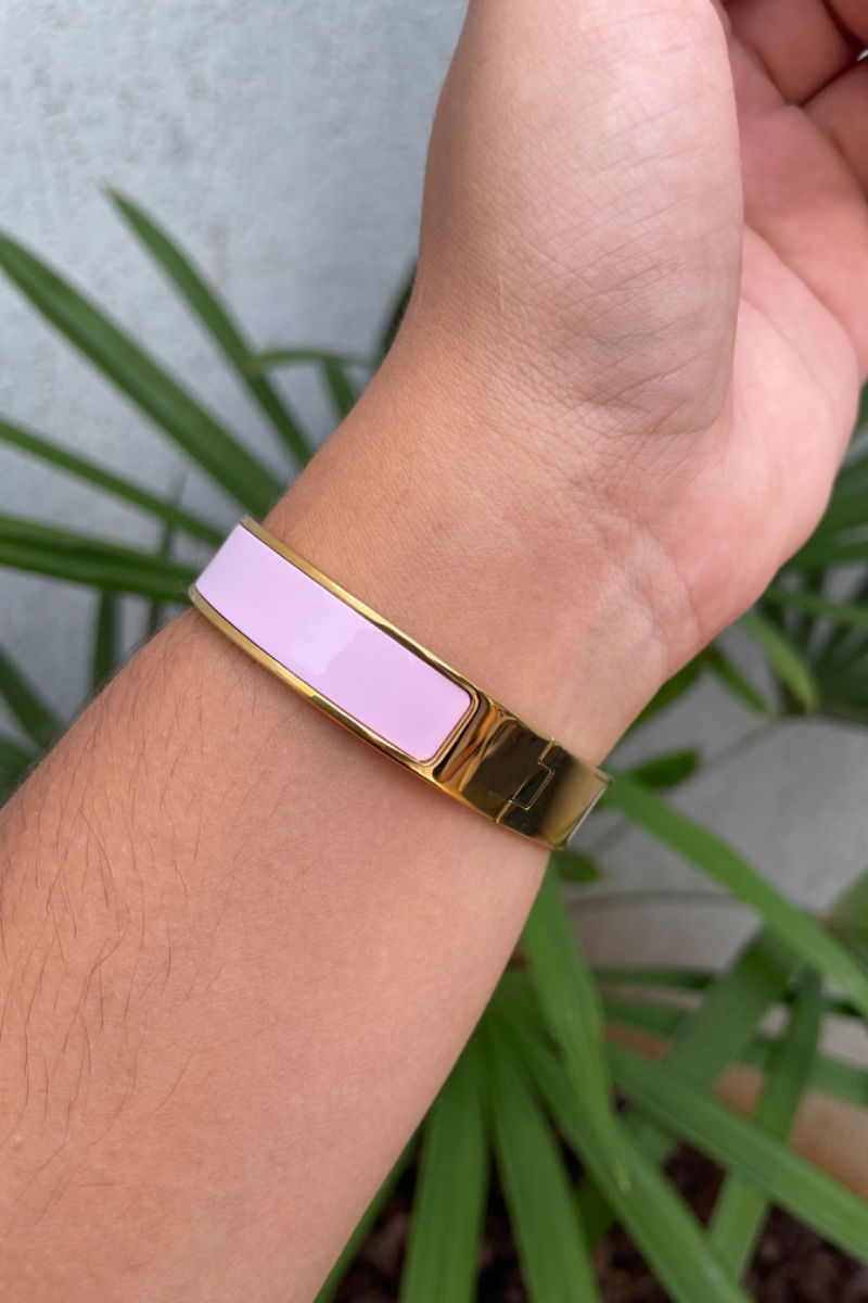 Bracelete Inspired em Banho de Ouro