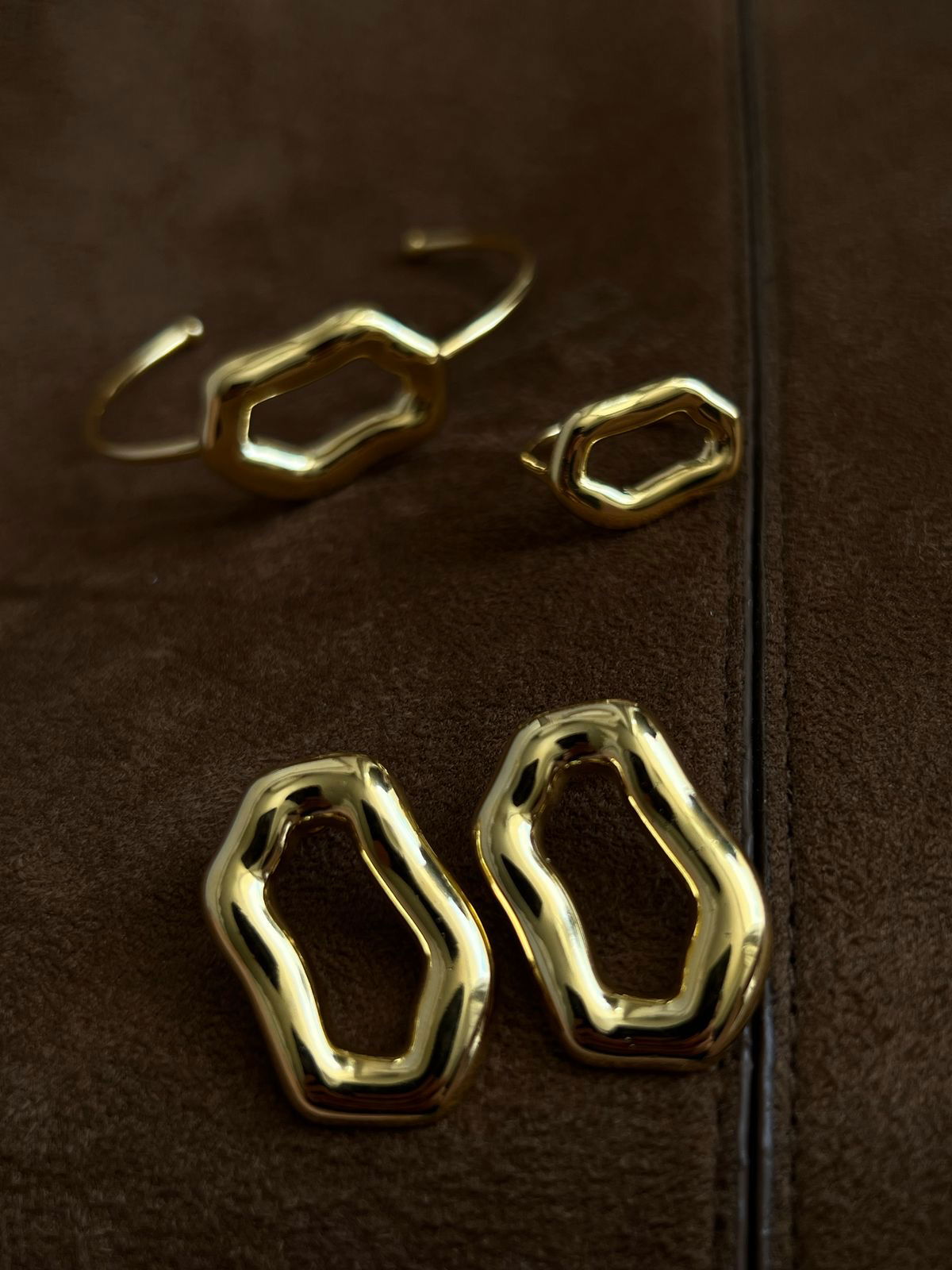 Bracelete Orgânico em Banho de Ouro