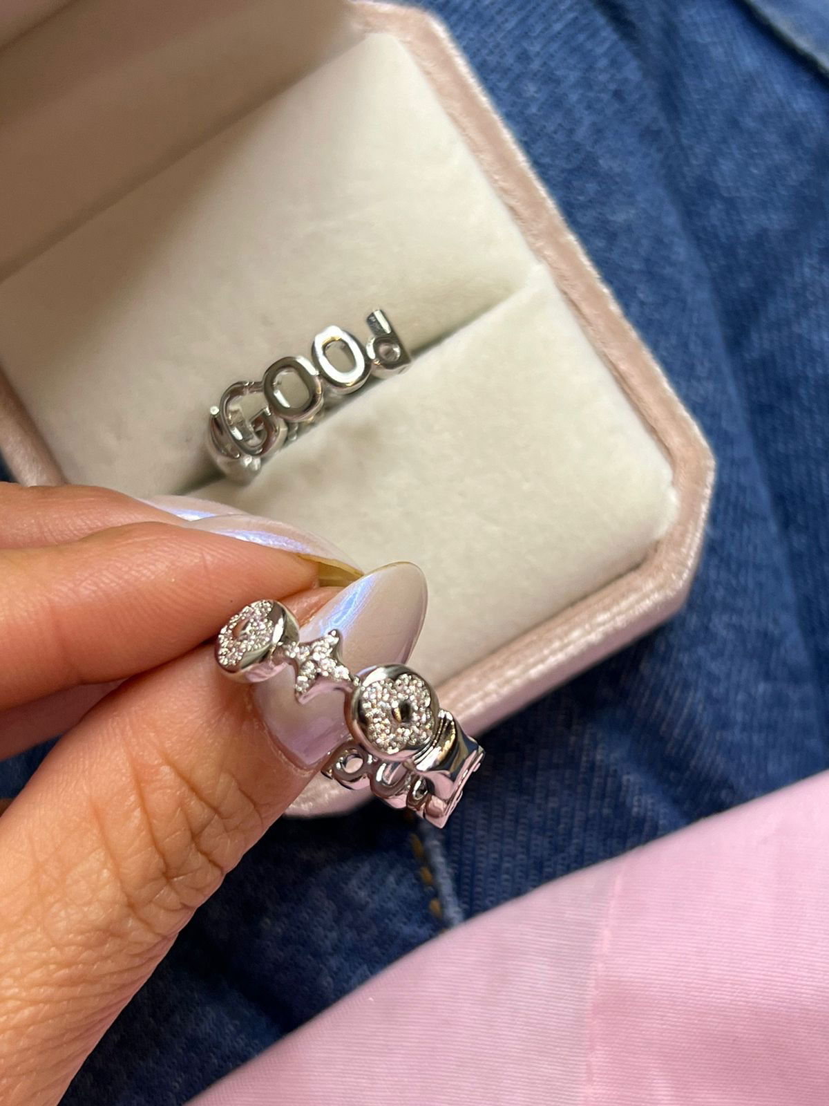 Brinco Argola com Trevos em Banho de Ródio Branco